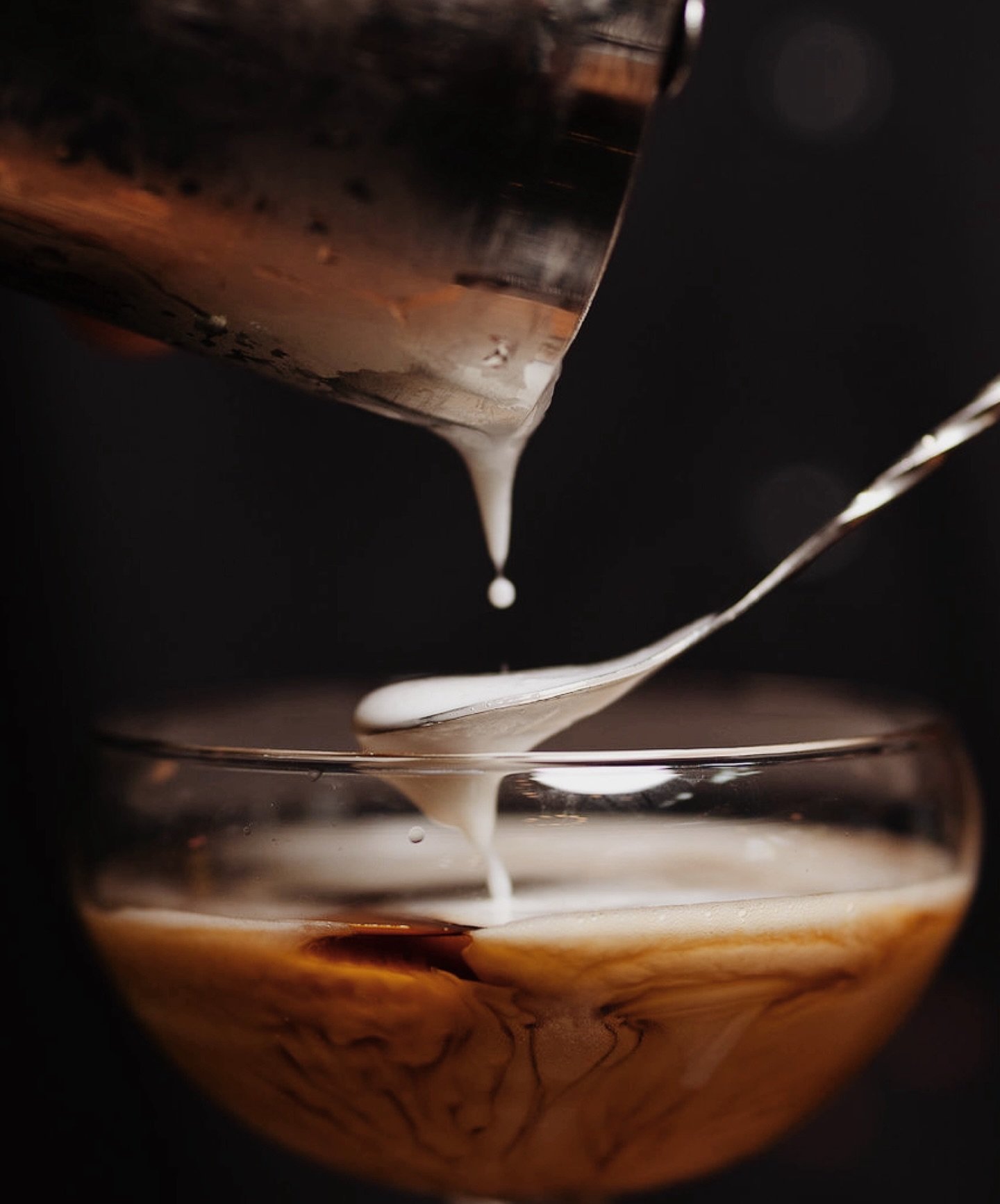 Details, details, details. Some closeups of the pretty cocktails I&rsquo;ve shot at @mbevy_chagrin thru the years. The cutest place, I can&rsquo;t wait to share more branding work from previous years. #monarchstudio 

Monarch Studio, Monarch Weddings