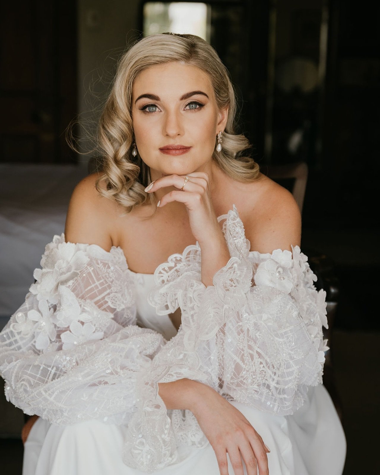 Timeless beauty

#bride #voguebride #dior #chanel #cocochanel #frenchbride #frenchcouture #weddingphotographer #stellenbosch #spiceupyourlife #voguewedding #armani