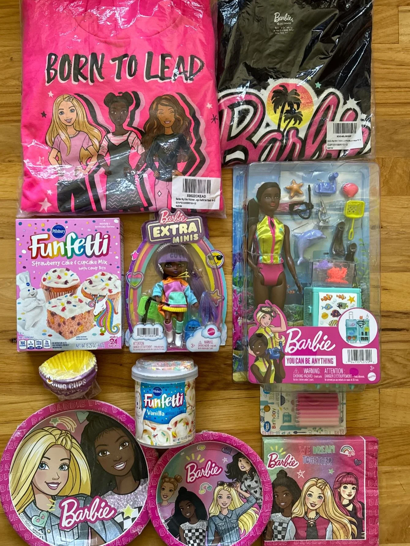 🎉🎂❤️ FEEDBACK FRIDAY ❤️🎂🎉

&ldquo;The Birthday Kit was just perfect! The theme, decorations &amp; toys were exactly what she wanted and she loved her chocolate cake! She was so excited, I could see her face shine of happiness!!! It was packaged w