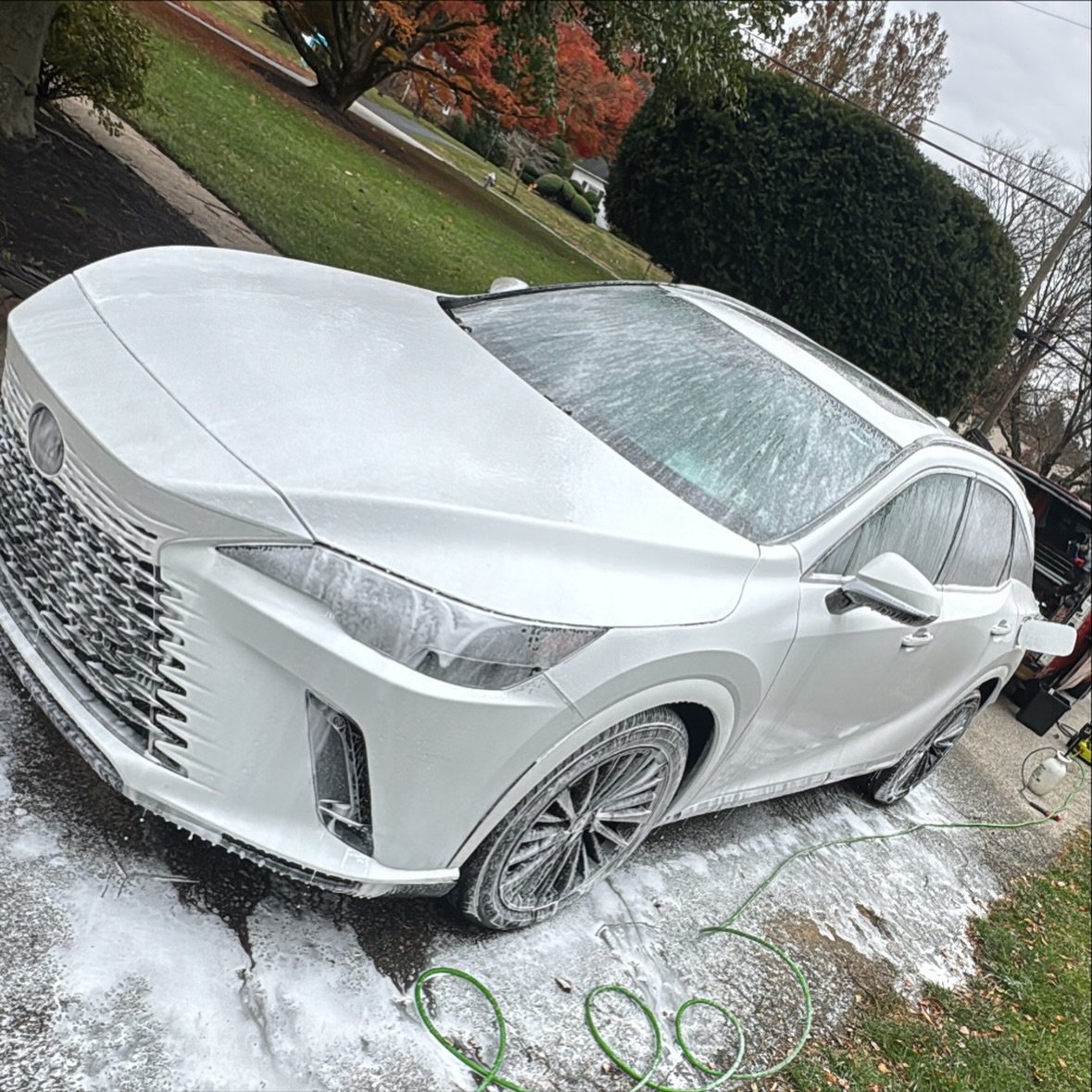 Ride with a shine to compliment your style!
Visit evsquisite.com
#evsquisite #mobiledetailing #philadelphia #beforeandafter #floormats #cars #clean #detailing #stripes #appointments #booknow #carcleaning #detailerofinstagram #flyeaglesfly🦅 #gobirds