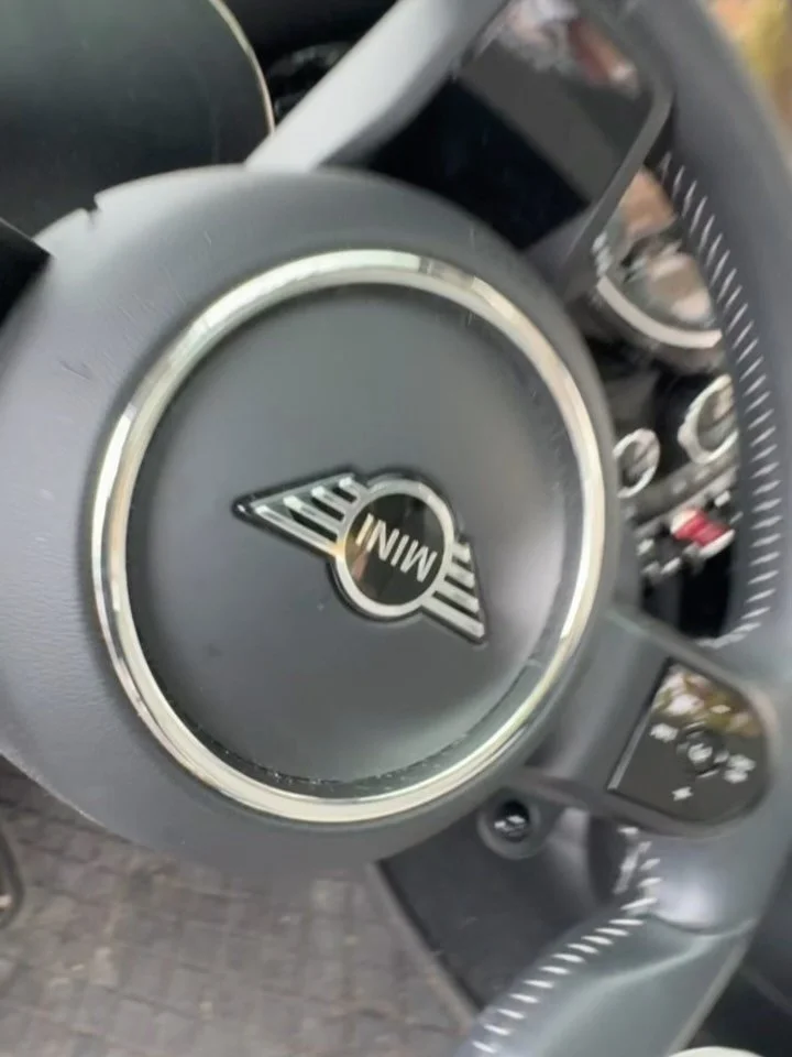 Ride with a shine to compliment your style!
Visit evsquisite.com
#evsquisite #mobiledetailing #philadelphia #beforeandafter #floormats #cars #clean #detailing #stripes #appointments #booknow #carcleaning #detailerofinstagram #flyeaglesfly🦅 #gobirds