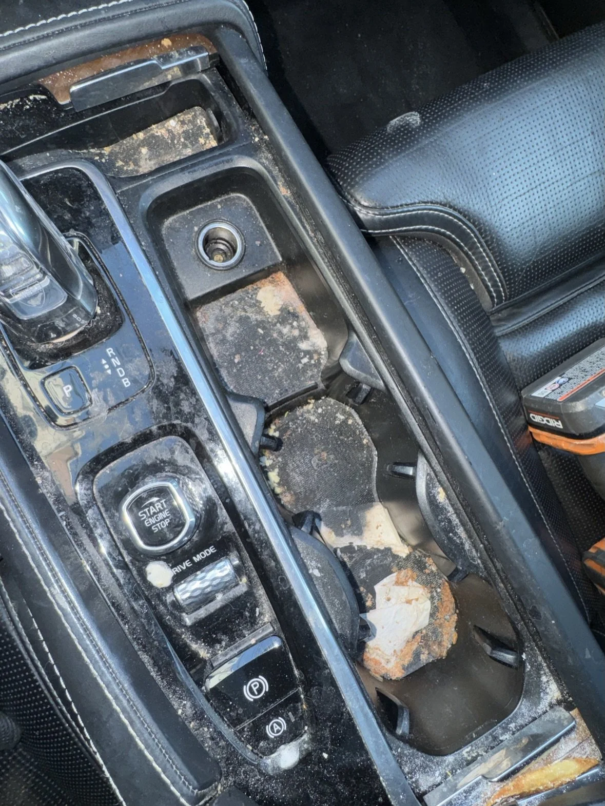 Ride with a shine to compliment your style!
Visit evsquisite.com
Visit evsquisite.com for your booking!!!

#evsquisite #mobiledetailing #philadelphia #beforeandafter #floormats