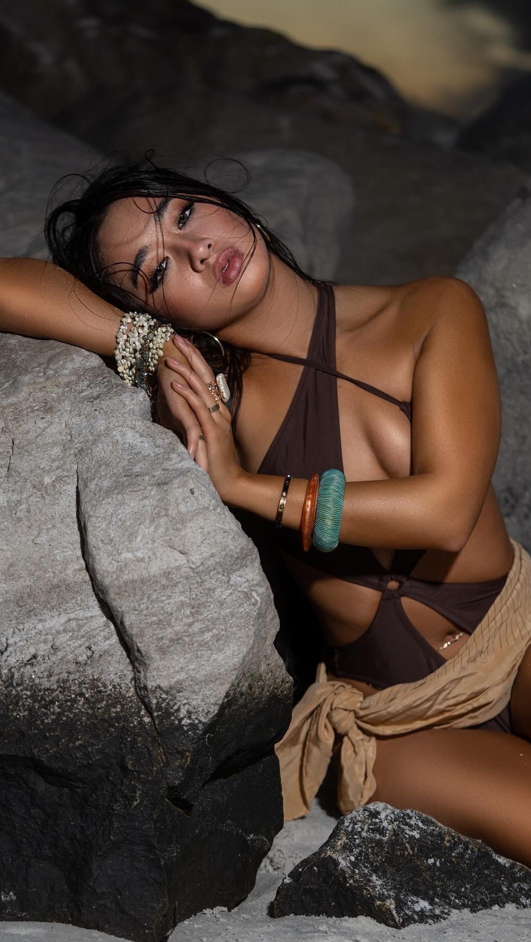 Isabella Degenhardt for Rare Gem
Behind the scenes of a cover page shoot
Designer: @raregem.dsgns
Jewelry: @valhallatampa
Model: @isabelladegenhardt
Photographer: @vinnypolitan