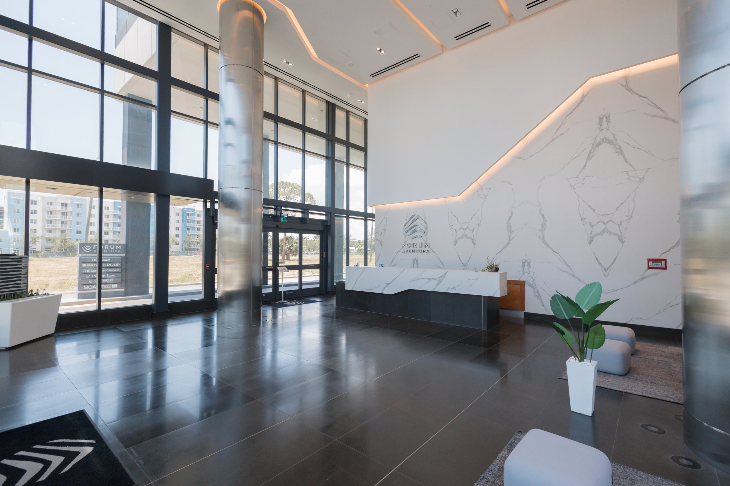 Front lobby of Forum Aventura