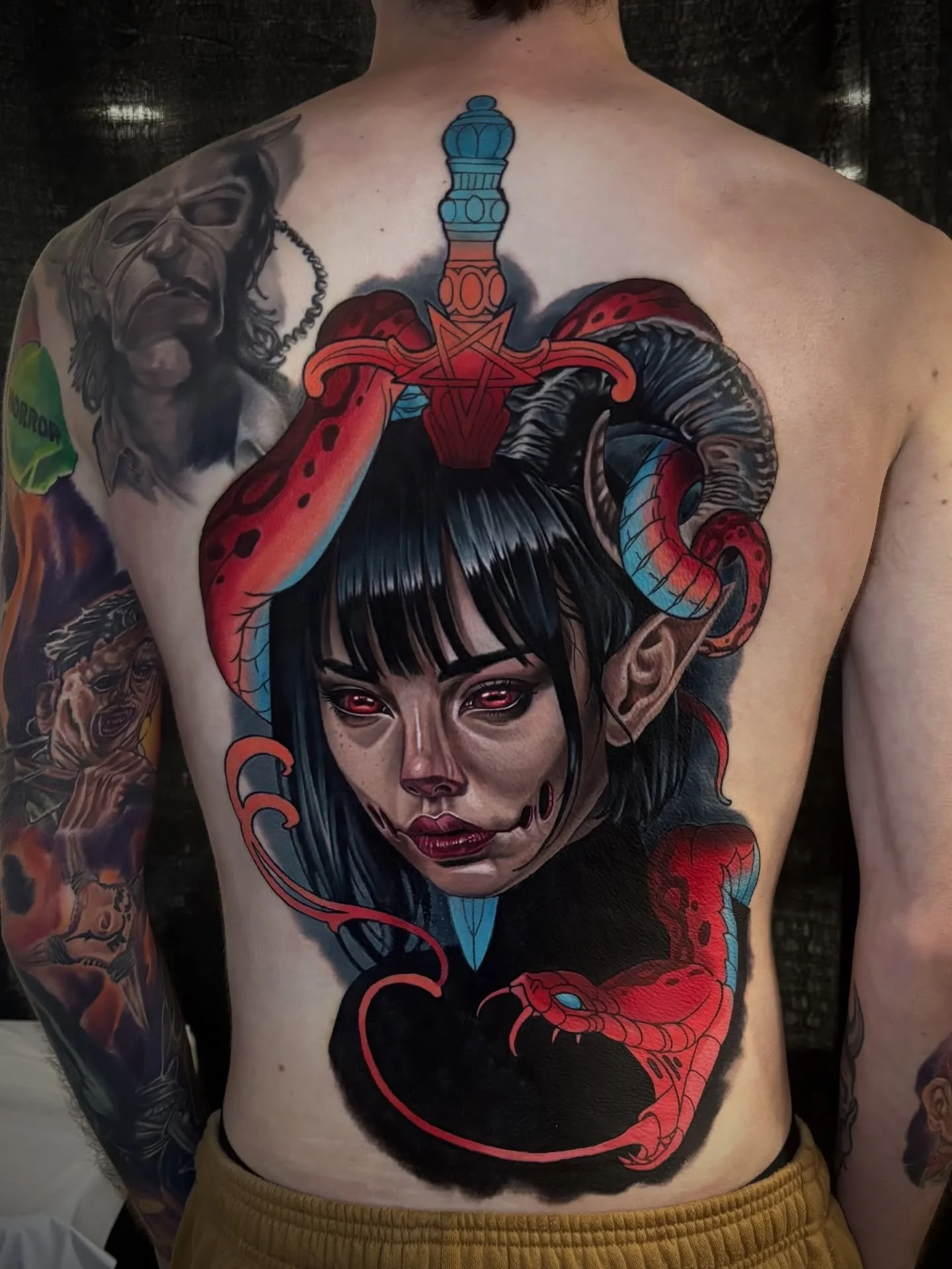 I had an absolute blast creating this piece along side @chrismallorytattoos on our boy @tylackkkk this weekend at the @kansascitytattooartsfestival . Thank you to everyone who stopped by and said hello and also took the time to check out our tattoo. 