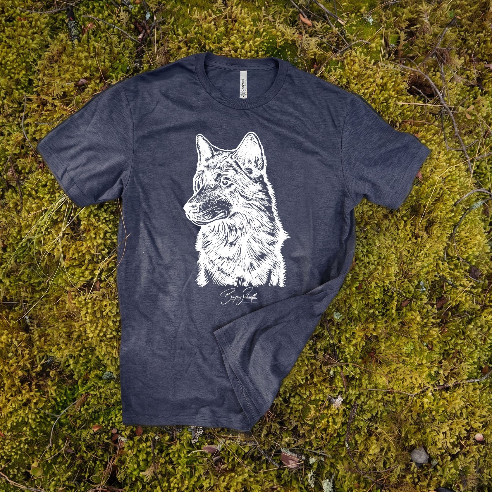 GoneWildWOlf_T-Shirt_0004_Heather Navy #303643.jpg