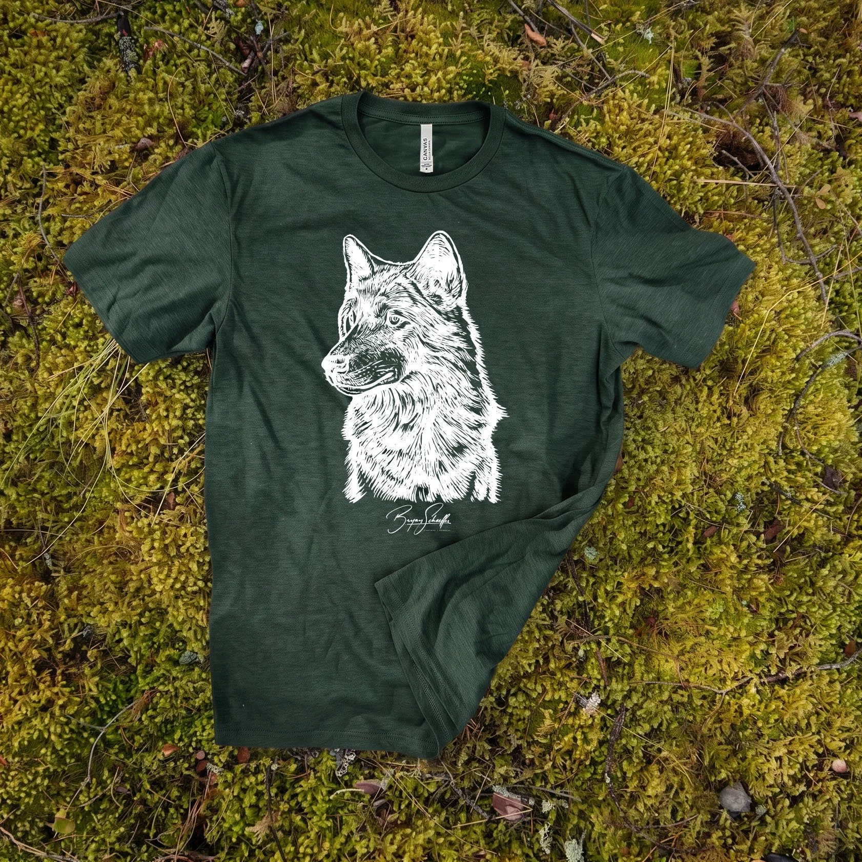 GoneWildWOlf_T-Shirt_0002_Heather Emerald #1E2C1C.jpg