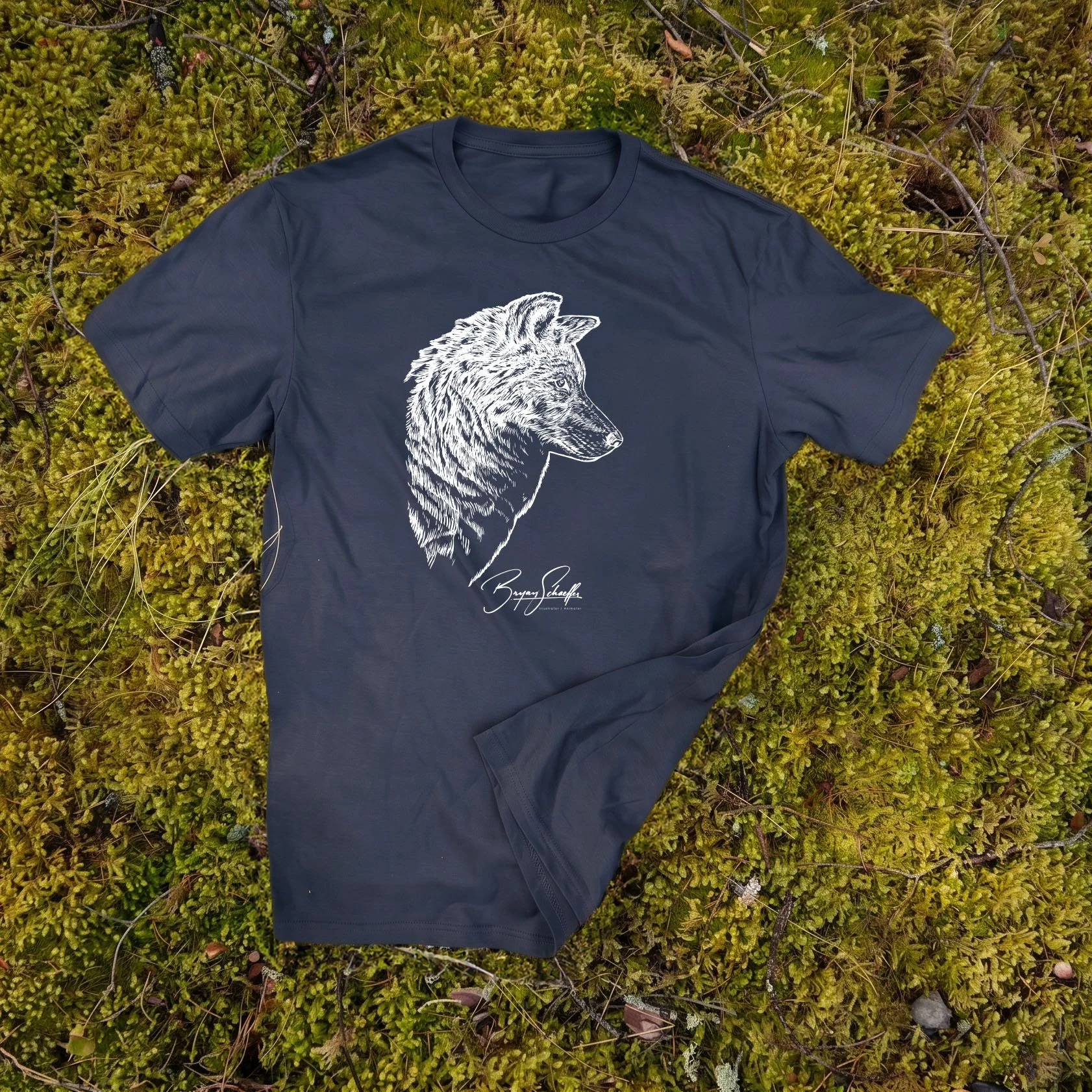 Wolf_T-Shirt_0003_Heather Navy 424754.jpg