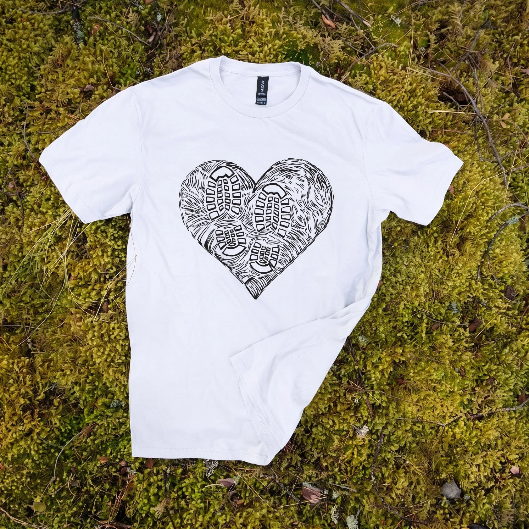 HeartLogo_MossMockups_0001_White fffff.jpg