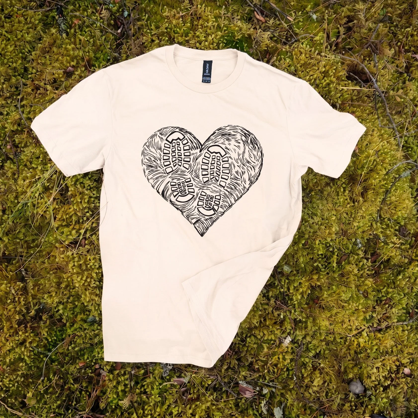HeartLogo_MossMockups_0000_Natural fff6ea.jpg
