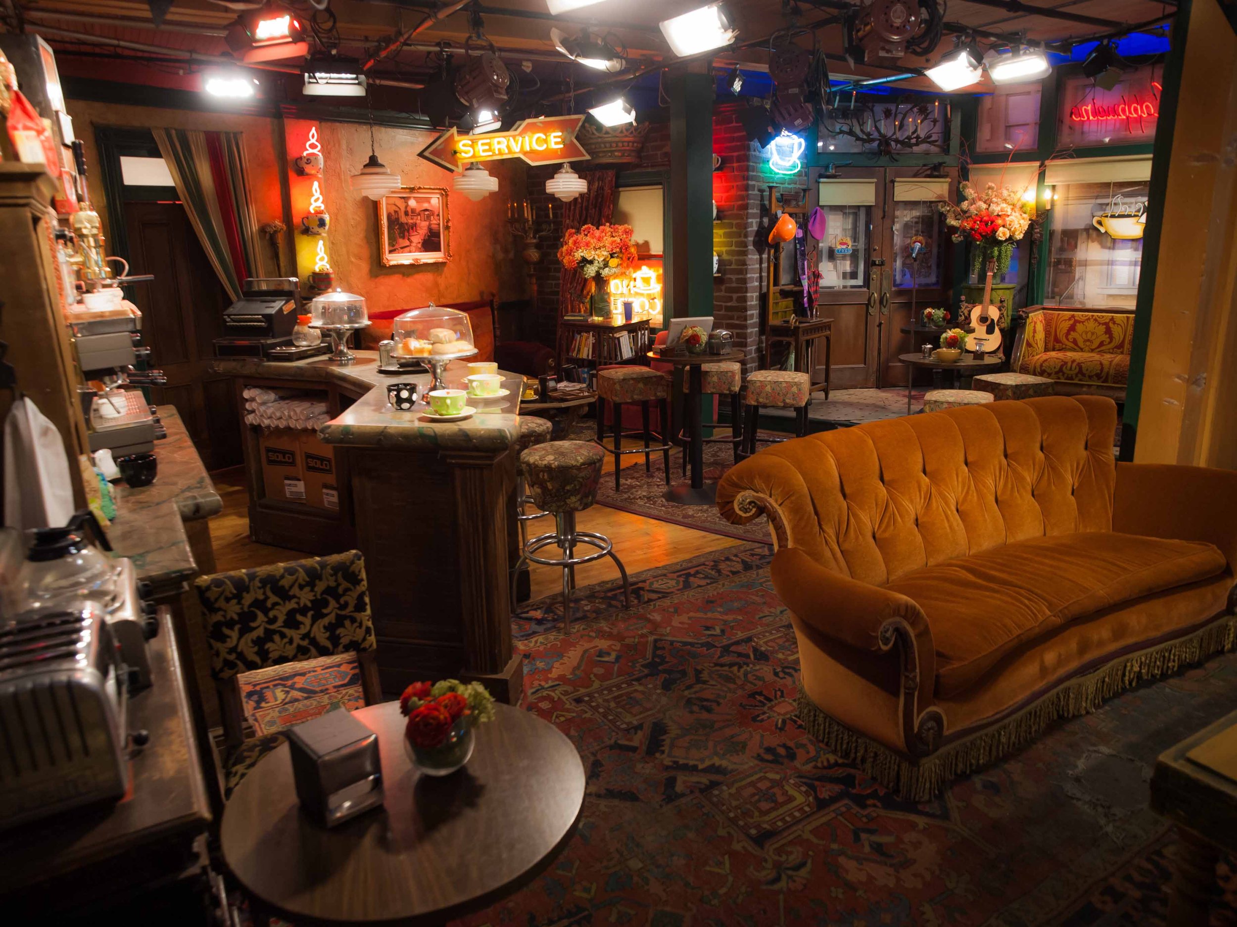 Friends' Forever ☕️ 📺 Central Perk Coffeehouse Opens in Back