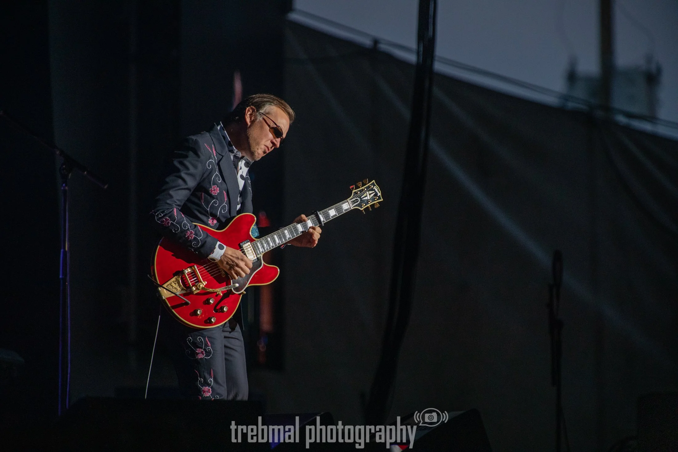 Joe Bonamassa - 2022 - Matt Lambert-2.jpg