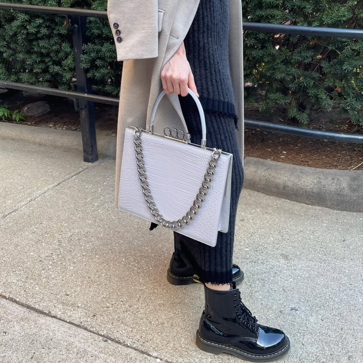 alexander-mcqueen-bag.png