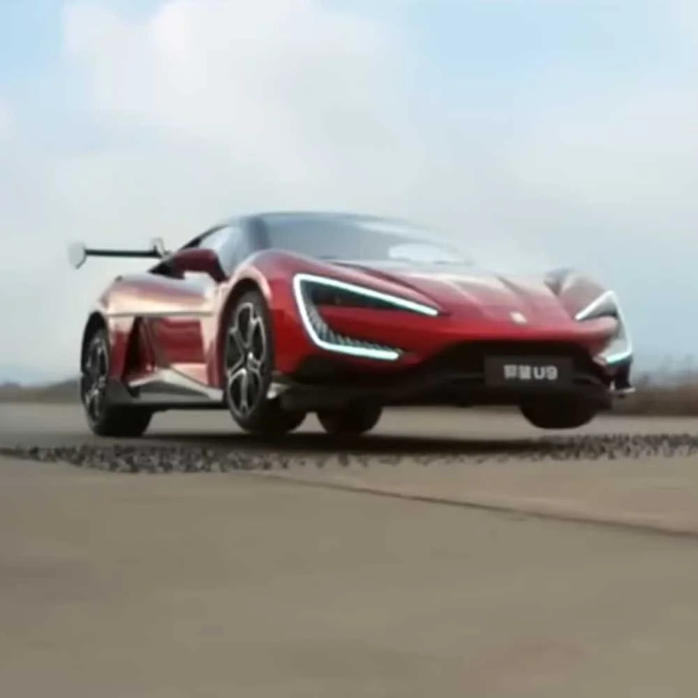 Self-Driving-BYD-Yangwang-U9.jpg