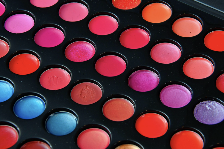 Lipstick and Learning 💄 Boston's Best Makeup Artist Schools — Secret Boston