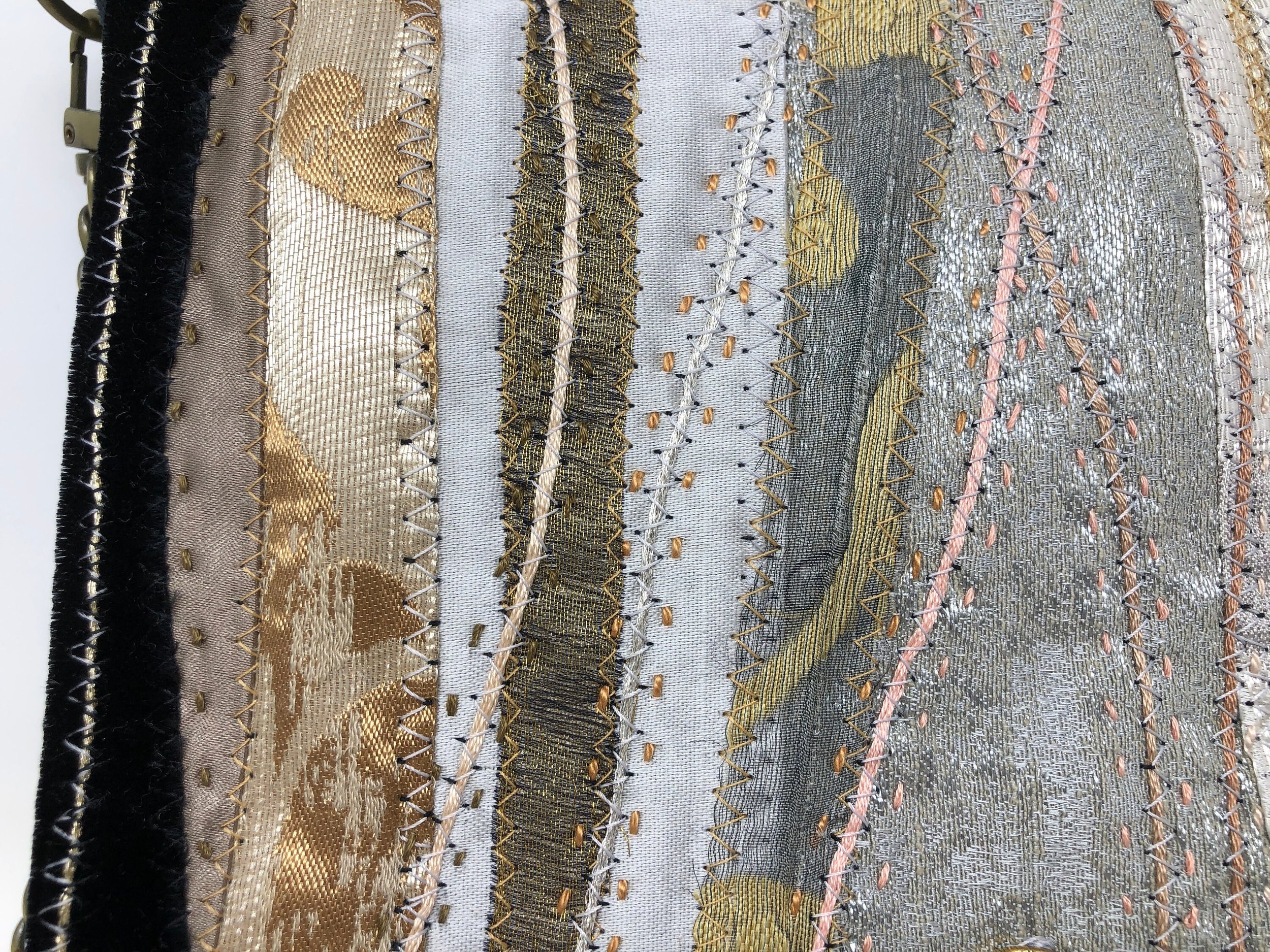 https://i.etsystatic.com/26767110/r/il/120c12/5697539511/il_fullxfull.5697539511_fkgk.jpg