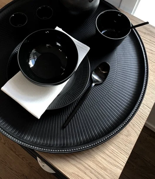 RC_TRAY_BLACK_004.jpg