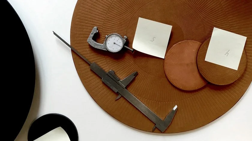 tray_royal-copenhagen_leather_3.jpg