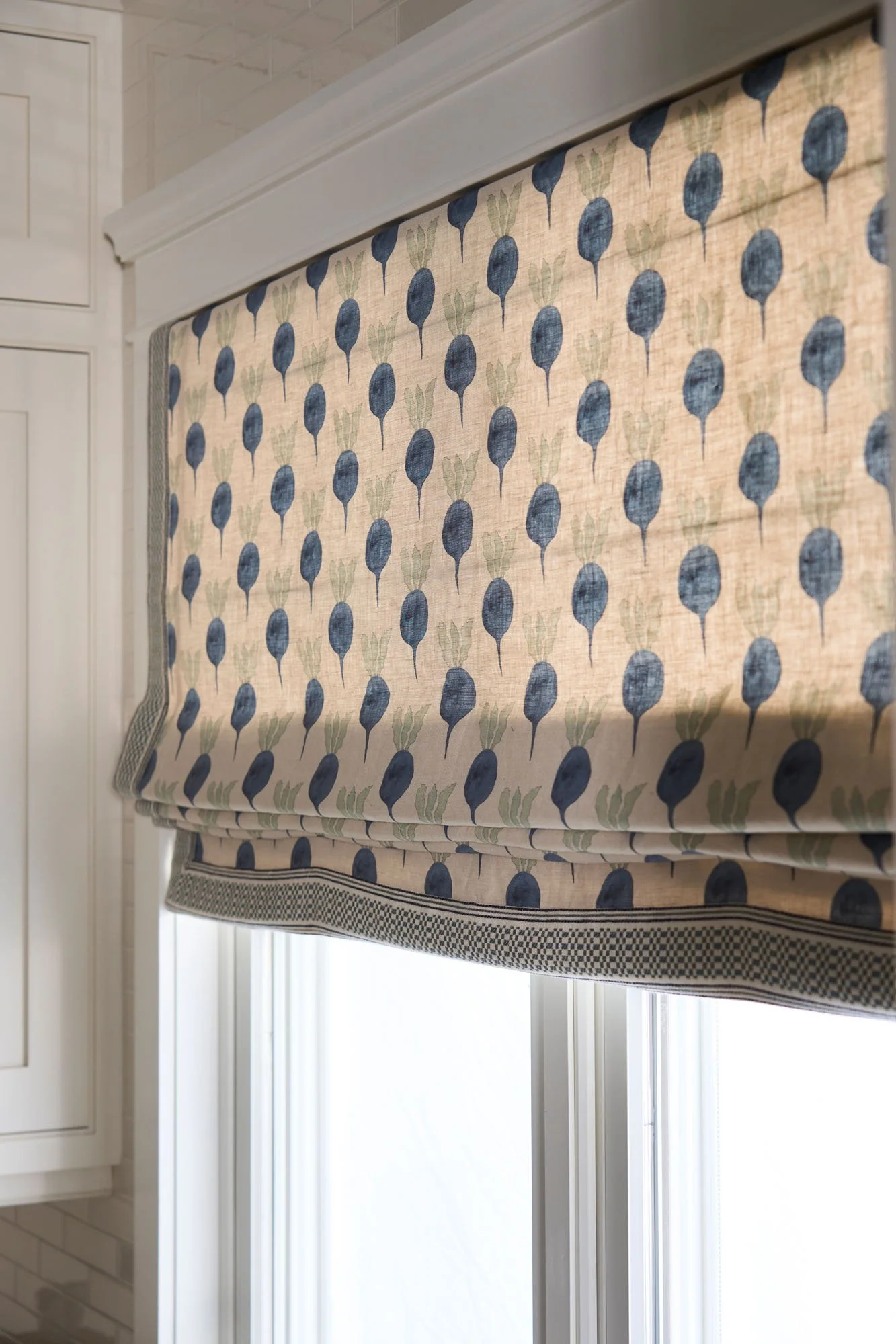 Ridgewood kitchen roman shade