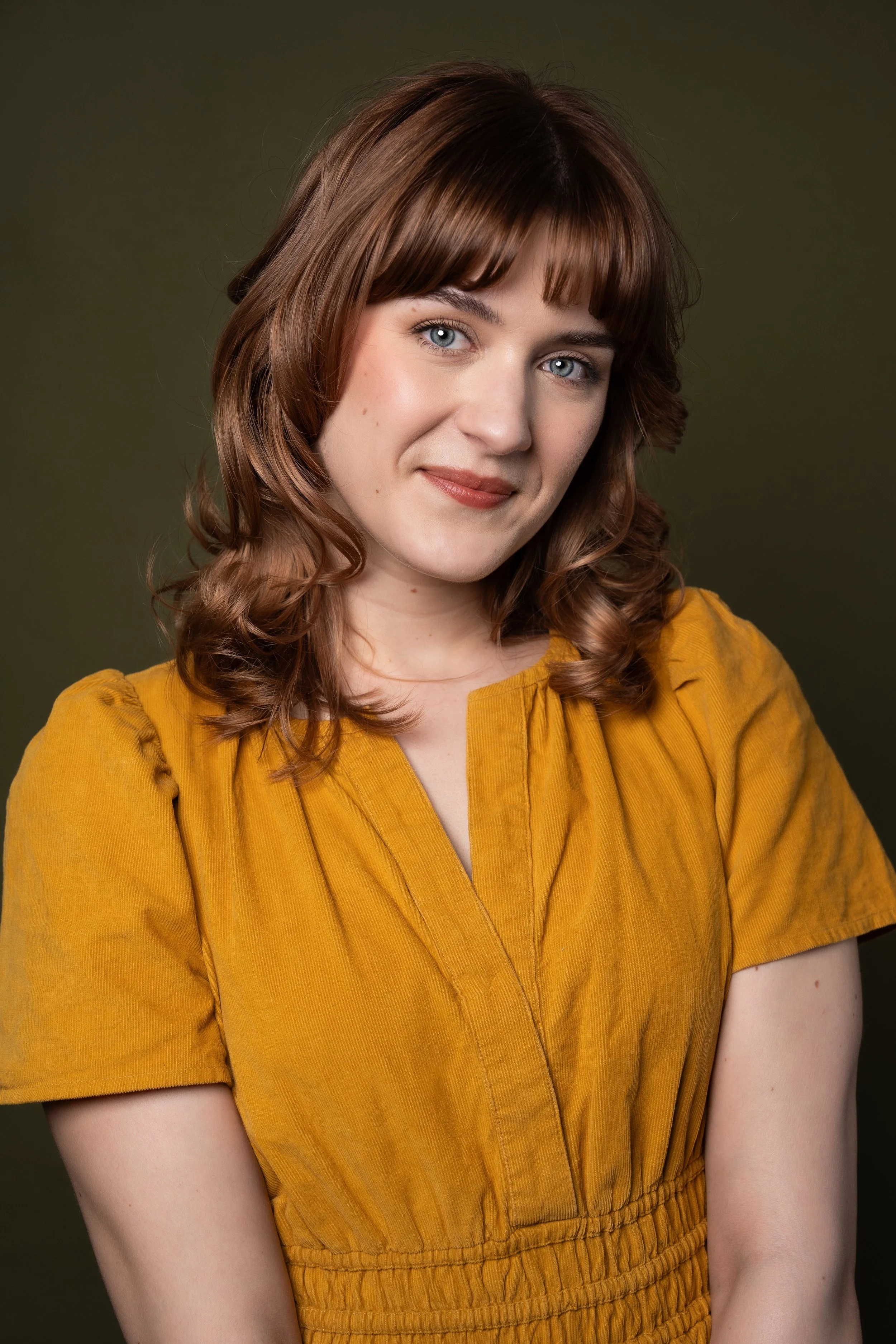 MonaHillis_Headshot6.jpg