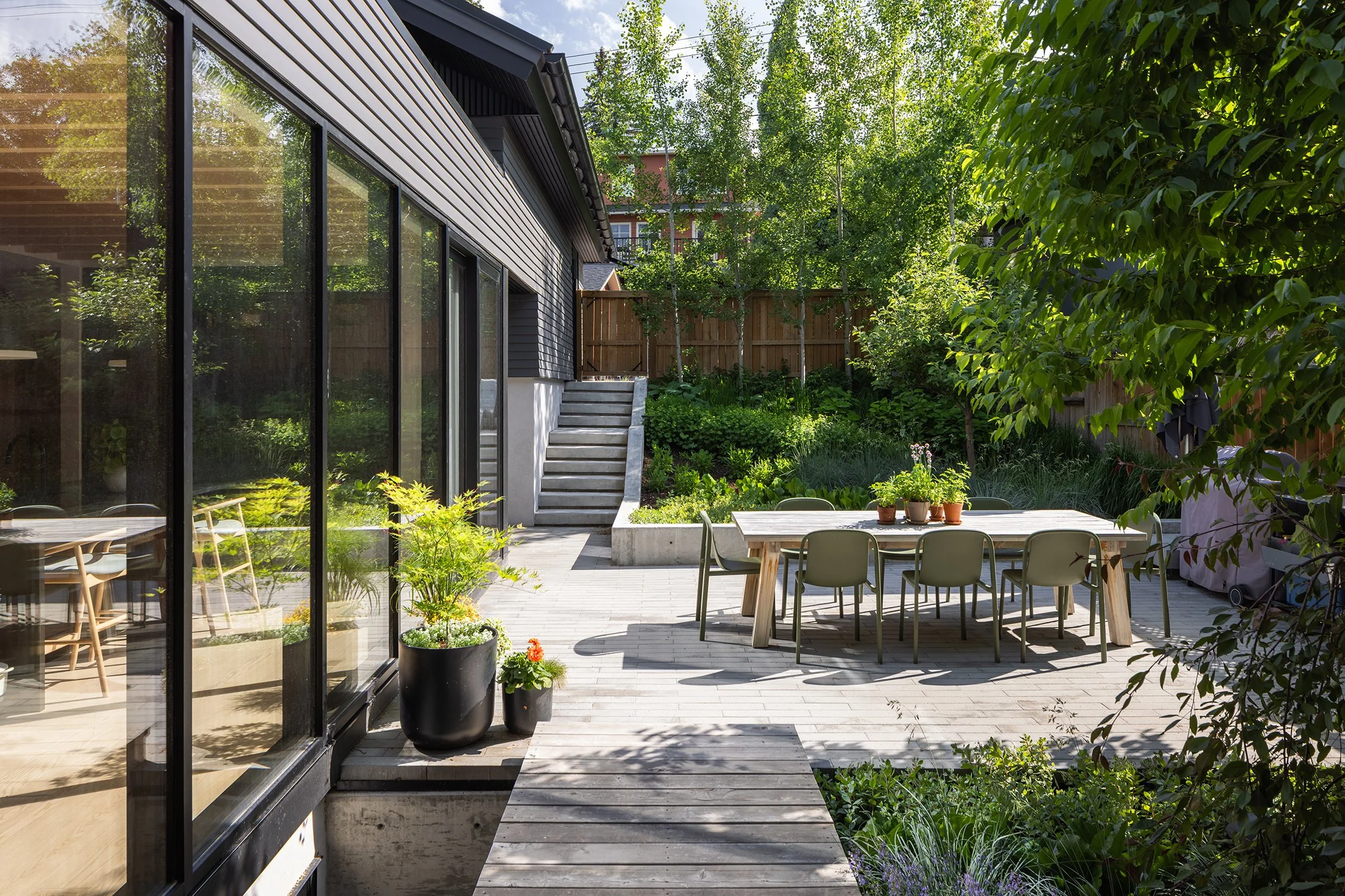 HOUSE IN SCARBORO - PHOTO - EXTERIOR 15.jpg