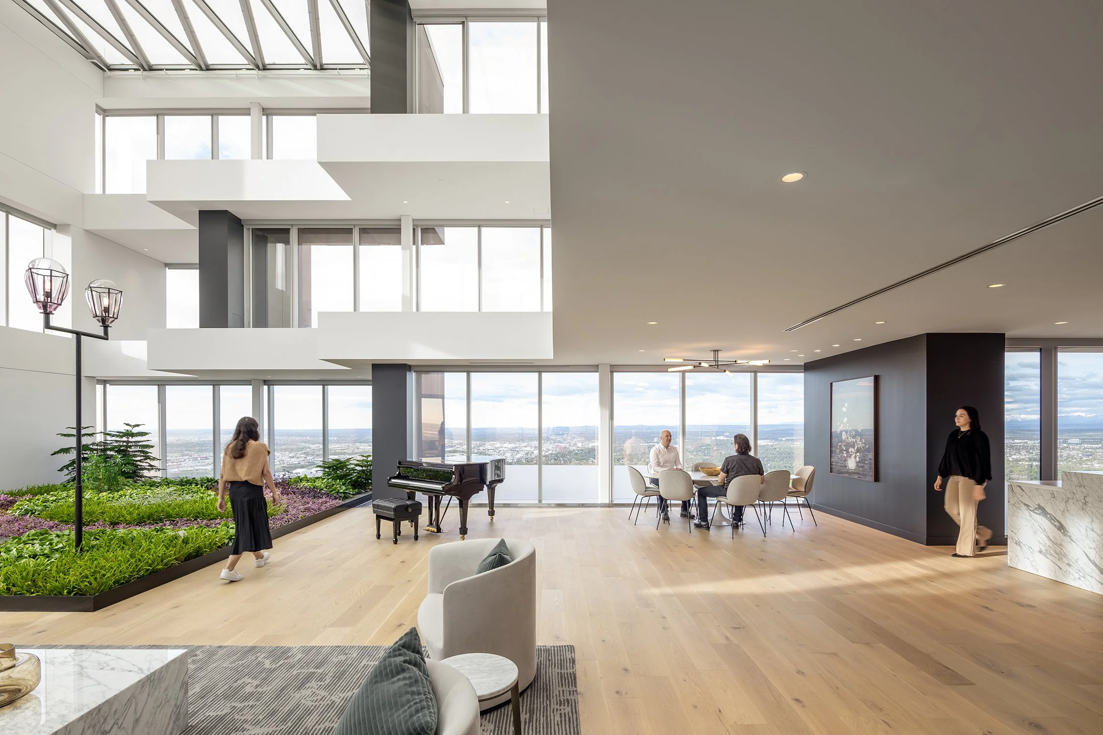 TELUS SKY L60 ENCLOSURE - PHOTO - INTERIOR 10.jpg