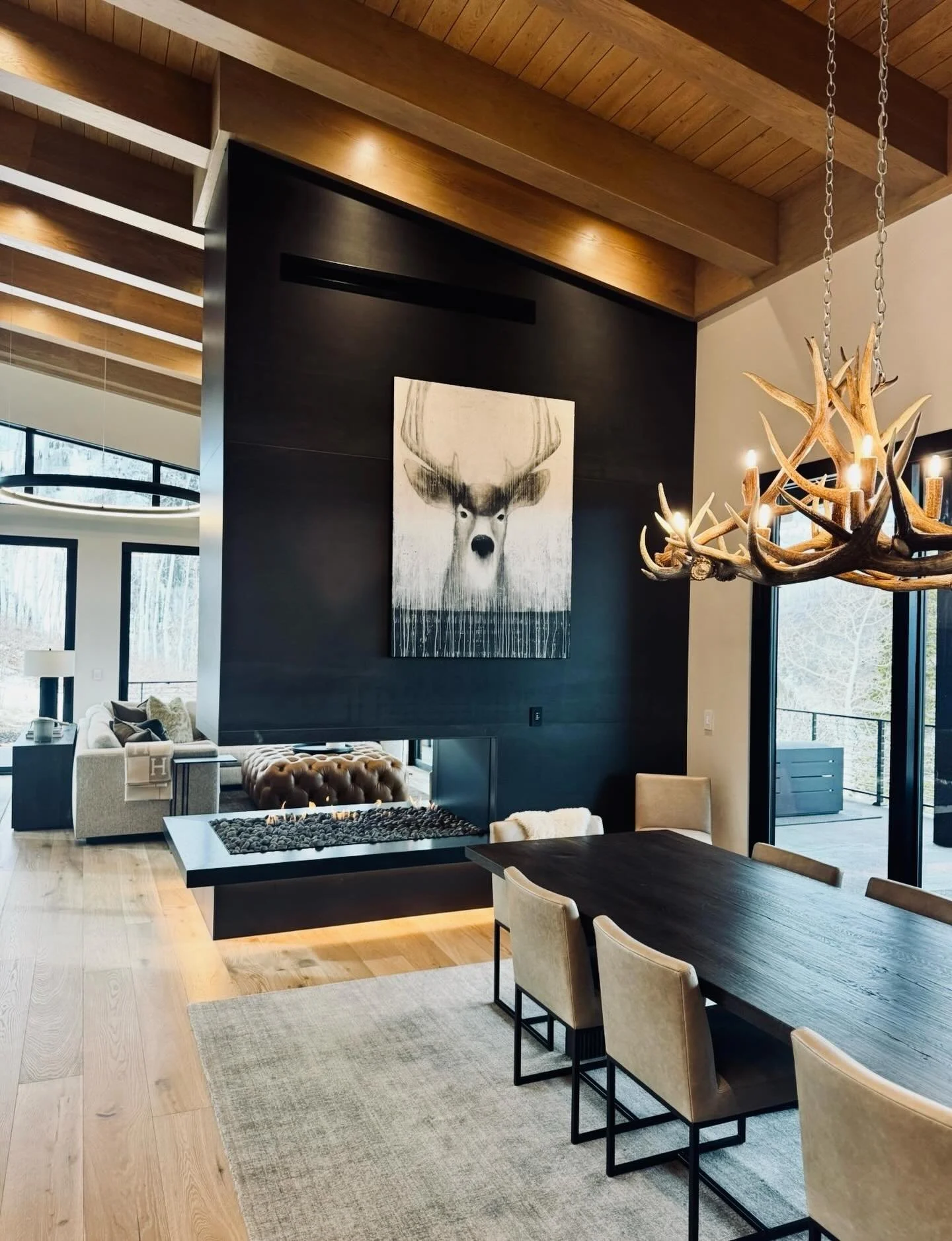 Our client asked for a showstopper and this commissioned piece by Matt Flint delivers in every way. A perfect focal point that anchors the space with intention an impact, while reflecting and celebrating the environment we live in. We love collaborat