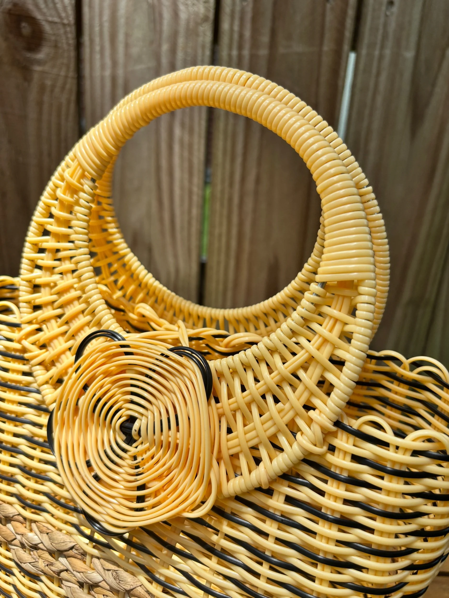 handcrafted handbag made in El Salvador.