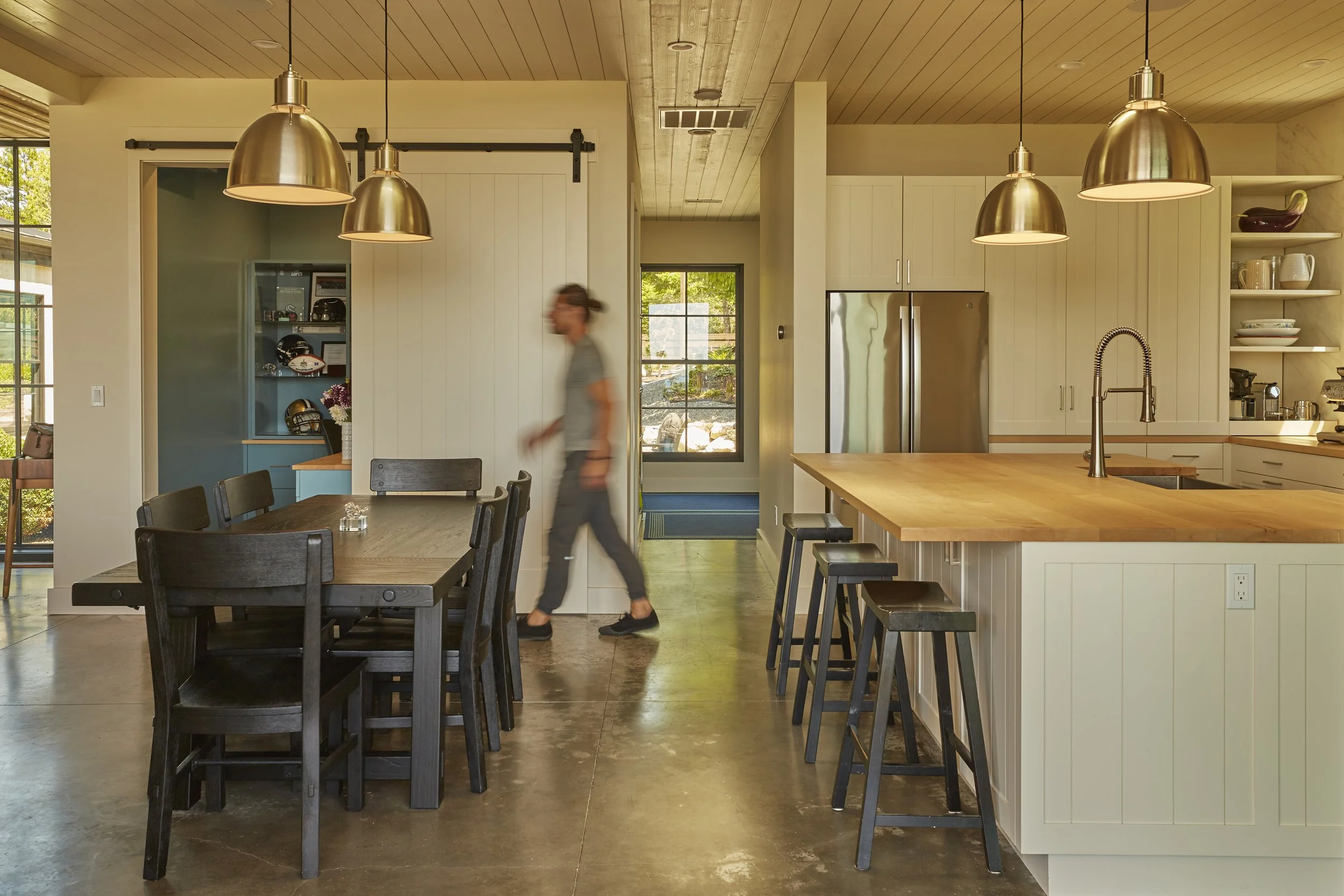42128_Interior_Custom_Lopez_WA (21)-Edit.jpg
