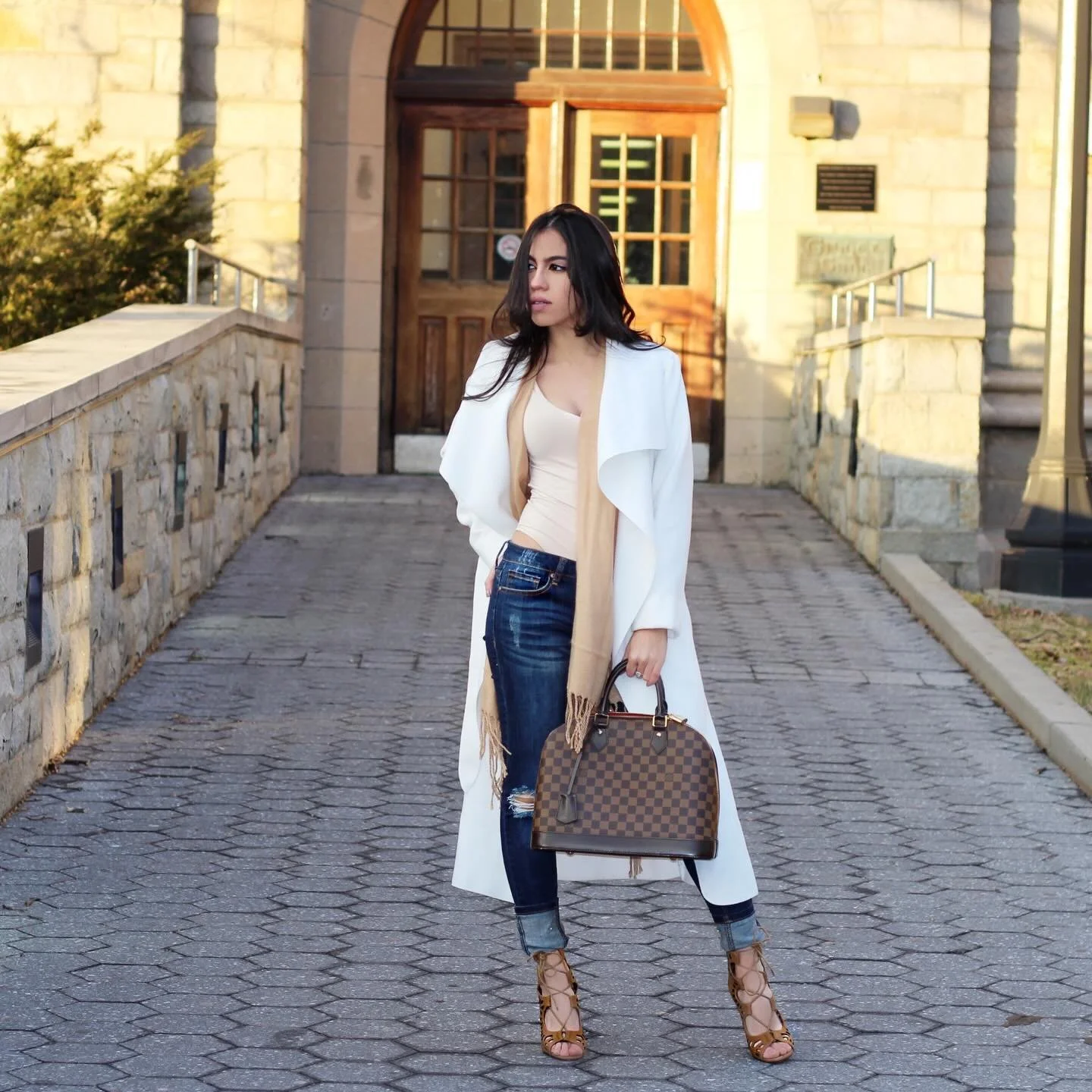 2016 was such an era ✨ love this trend! 

This year was the prime of my fashion blog. STYLEDBYPAMELA was born. So much nostalgia. I remember getting ready just to take pictures and write on my blog. I miss this so much.

Do you miss the fashion posts