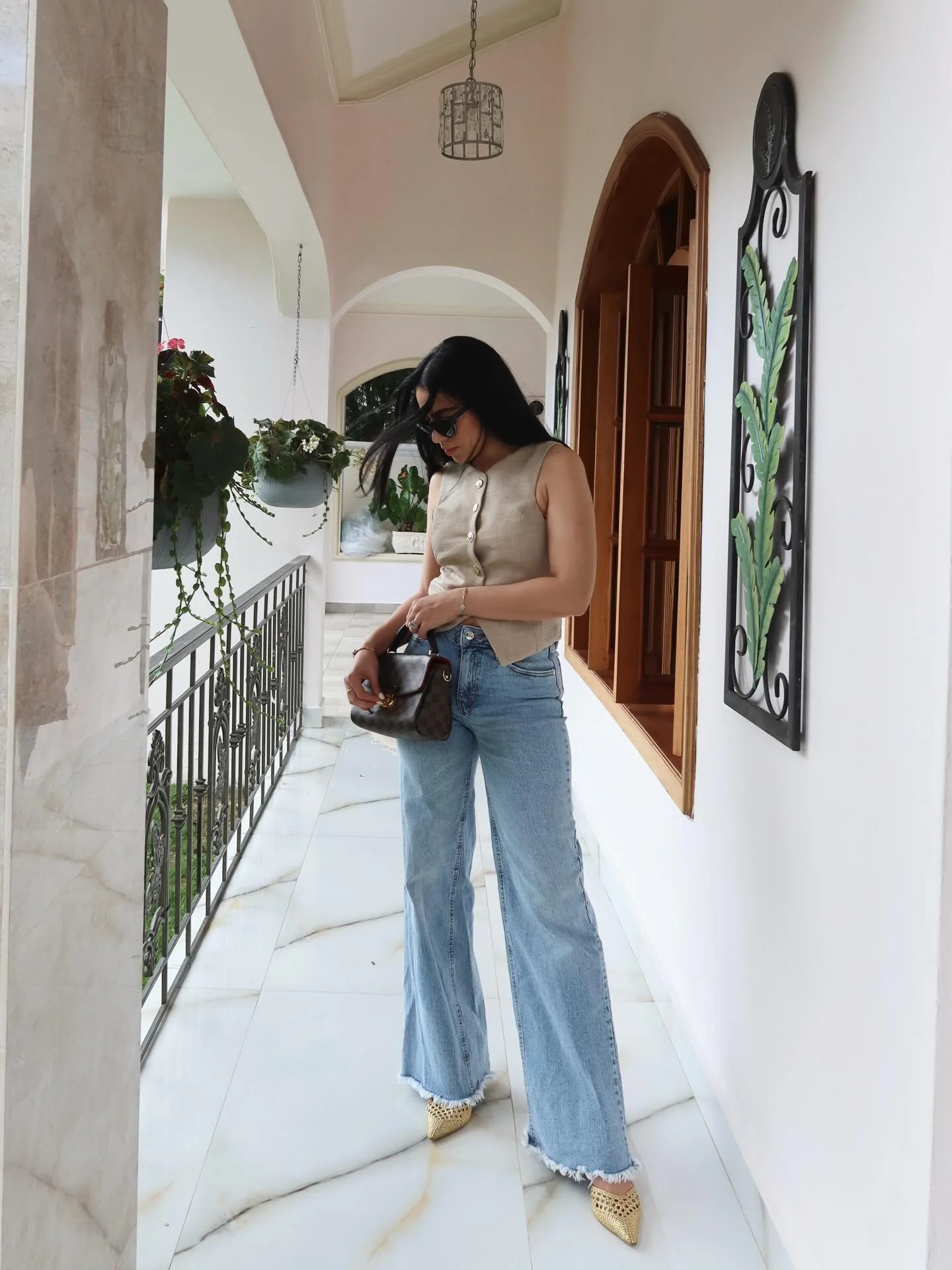 Life lately. 

There&rsquo;s a strange kind of beauty in the heaviest moments. 

Grieving the loss of my grandfather, watching my father mourn his own father and in the same breath, celebrating my daughter&rsquo;s milestones. 
Life doesn&rsquo;t paus