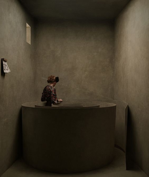 When to Hire an Interior Designer