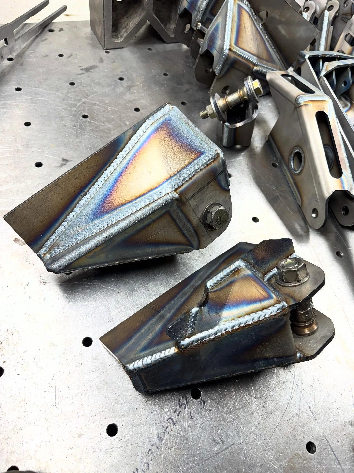 First gen tacoma kit link brackets getting glued together! #martecengineering #martectacomakit #toyota #tacoma #solidaxleswap