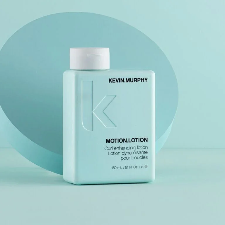 medium-FY25_EVERGREEN_CURL_MOTION.LOTION_POST.webp