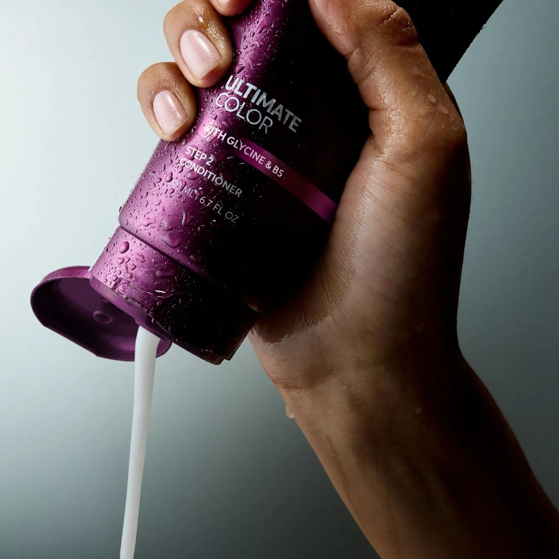 Wella-Professionals_Ultimate-Color_e-comm_PDP_Conditioner-200ml_Texture-wtx.jpeg