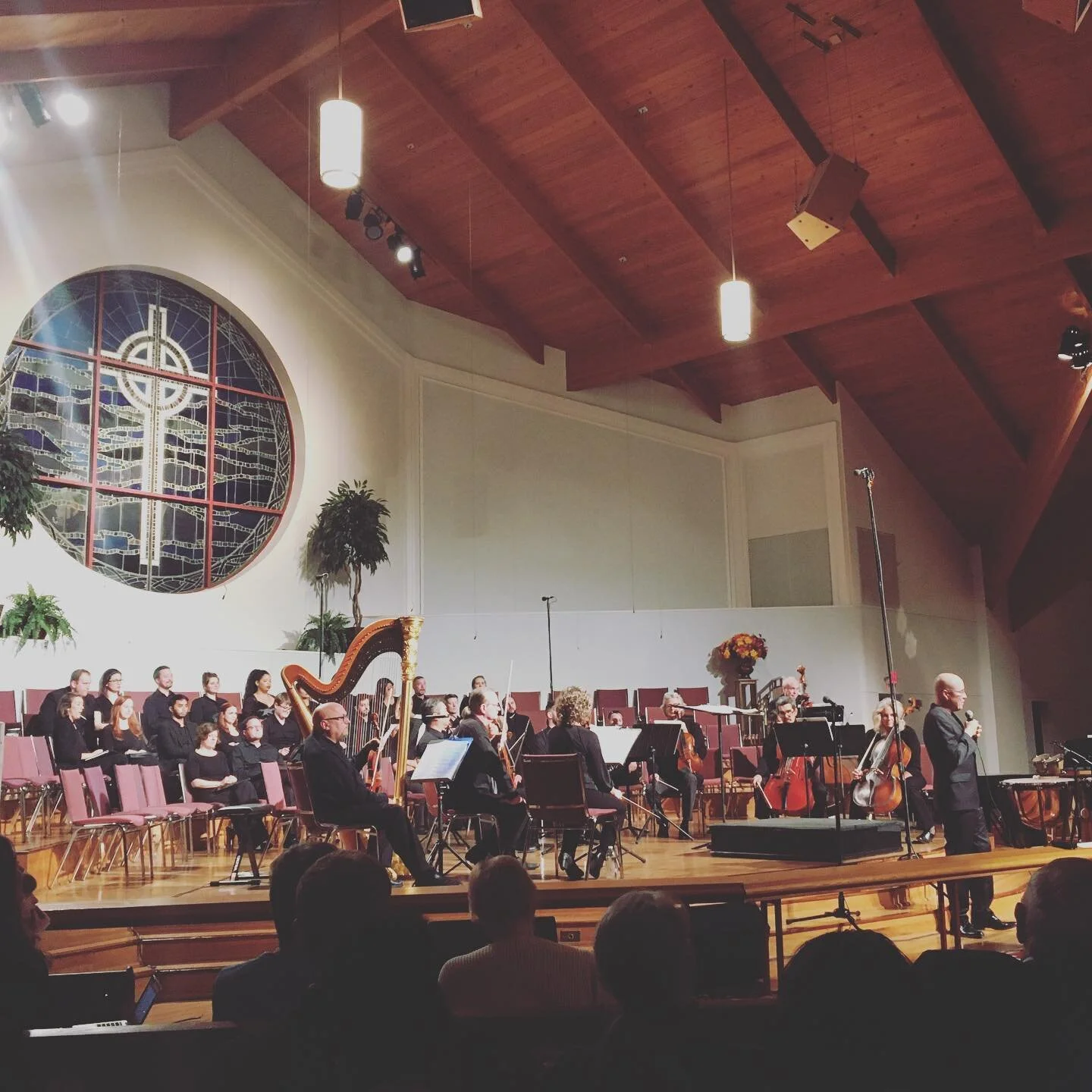 So lovely hearing @panoramic_voices concert this weekend. Over a hundred wonderful musicians performed a program of all 20th and 21st c. music, including a world premier by @kittyxiaomusic. Thanks to Brent Baldwin for the adventurous programming, and