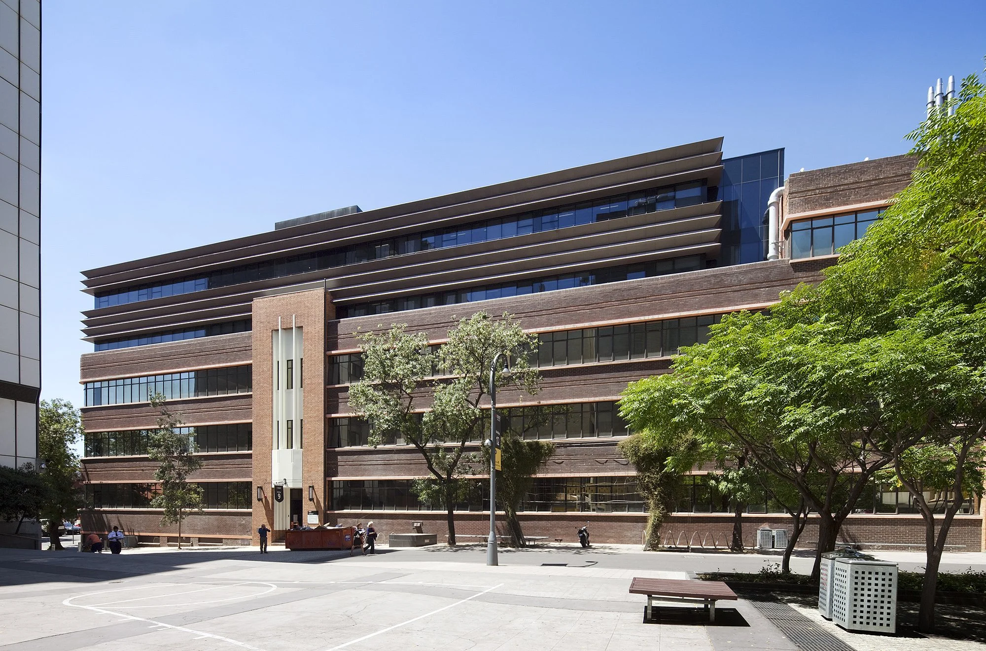 RMIT University - Building 9 Rooftop Extension — Peter Elliott ...