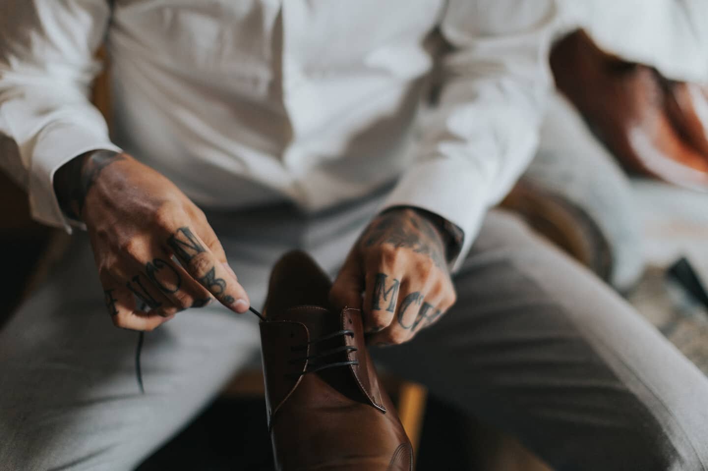 When it comes to men's footwear on the wedding day, it's all about the socks!

.
.
.
.
.
.

#myjasper #tourismjasper #jaspernationalpark #jnp  #jasperweddingphotographer #jasperwedding #jasperweddingplanner #myjasperwedding #destinationwedding #jaspe