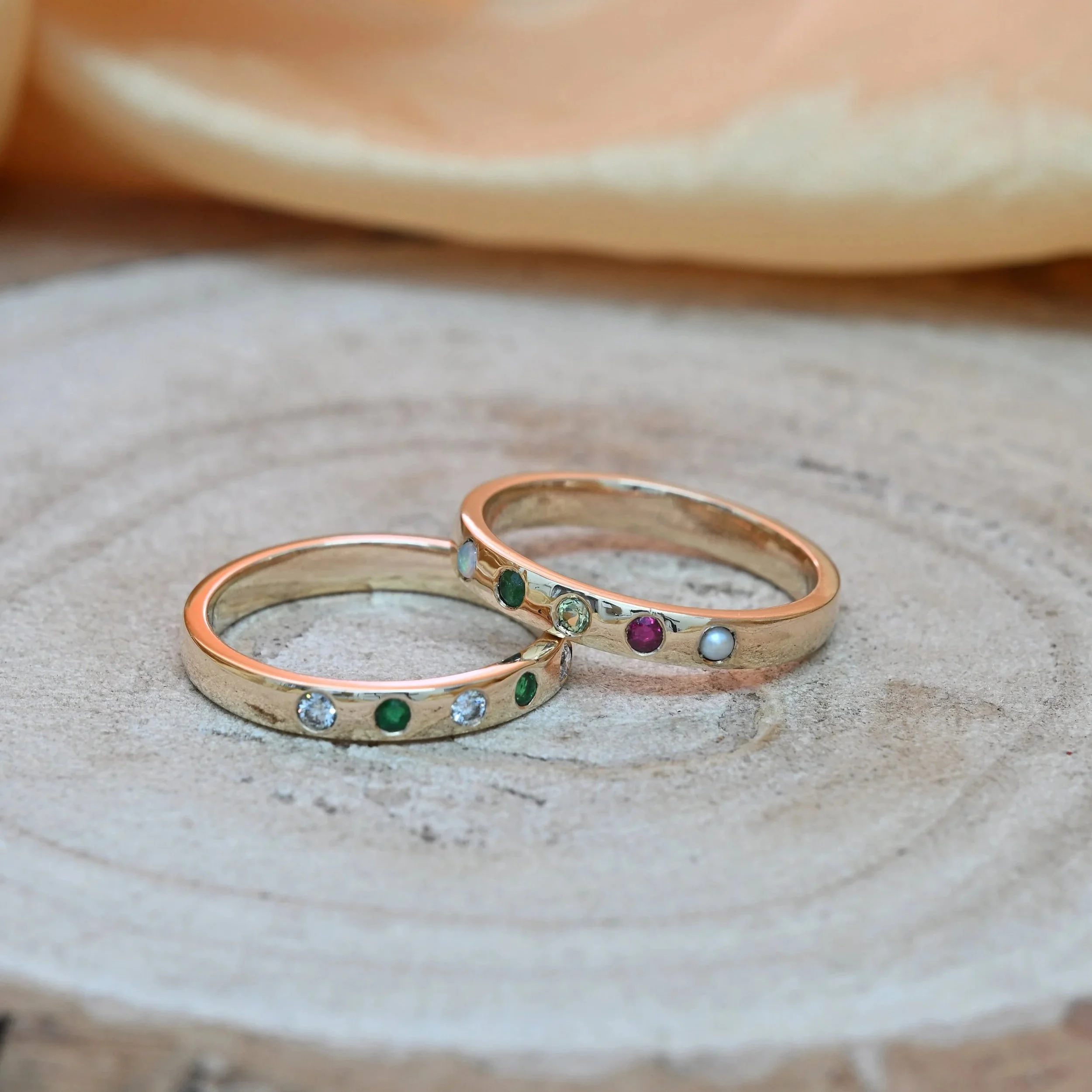 Cox_birthstone+and+dia+%26+emerald+ring_Img376.jpg
