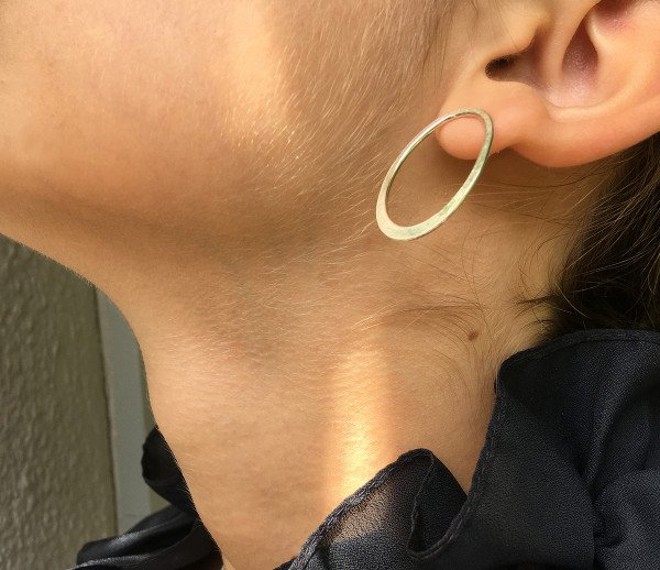 halo_drop_earring_lathamneve_silver_m_lo.jpg