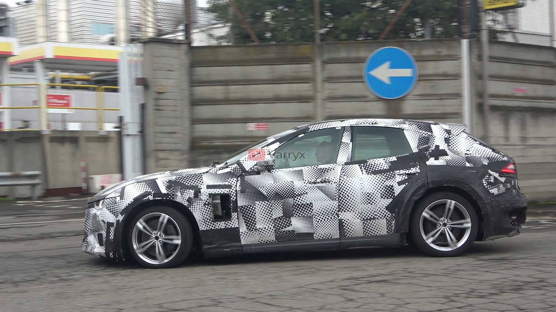 Ferrari Purosangue SUV - Test Mule