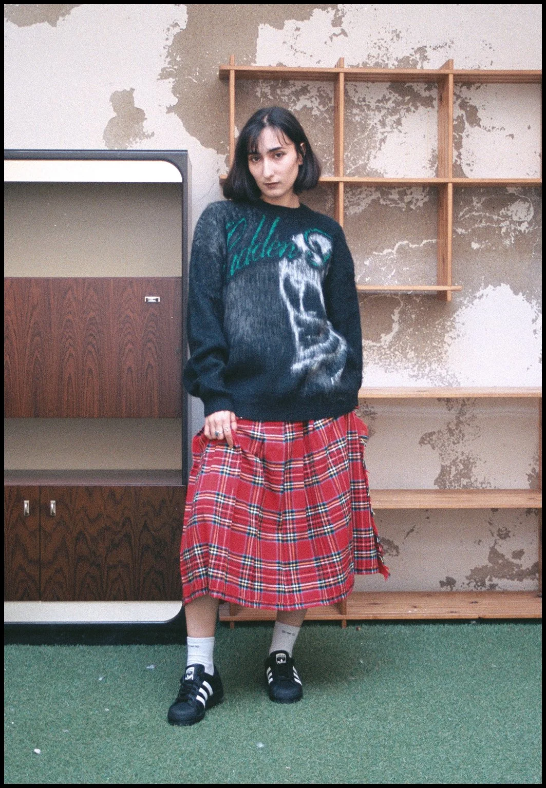 HIDDEN FACES GREEN KNITWEAR
