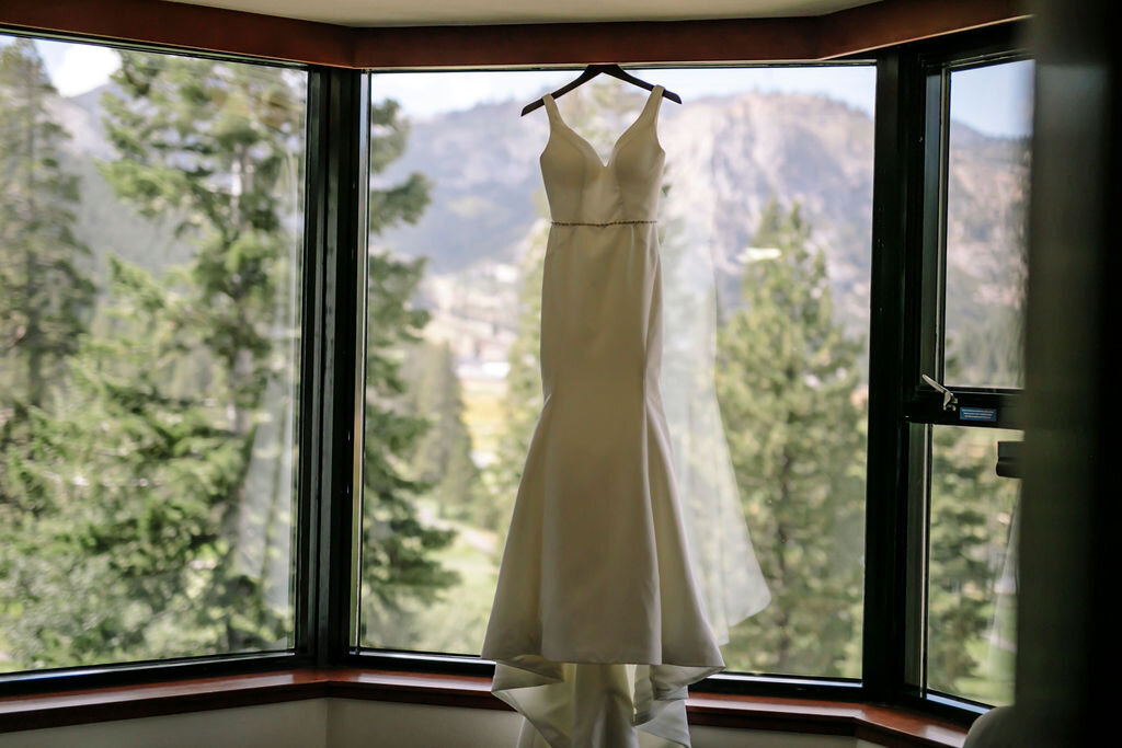 R+N_Resort_At_Sqauw_Creek_Lake_Tahoe_Wedding_Corey_Fox_Photography0045.jpg