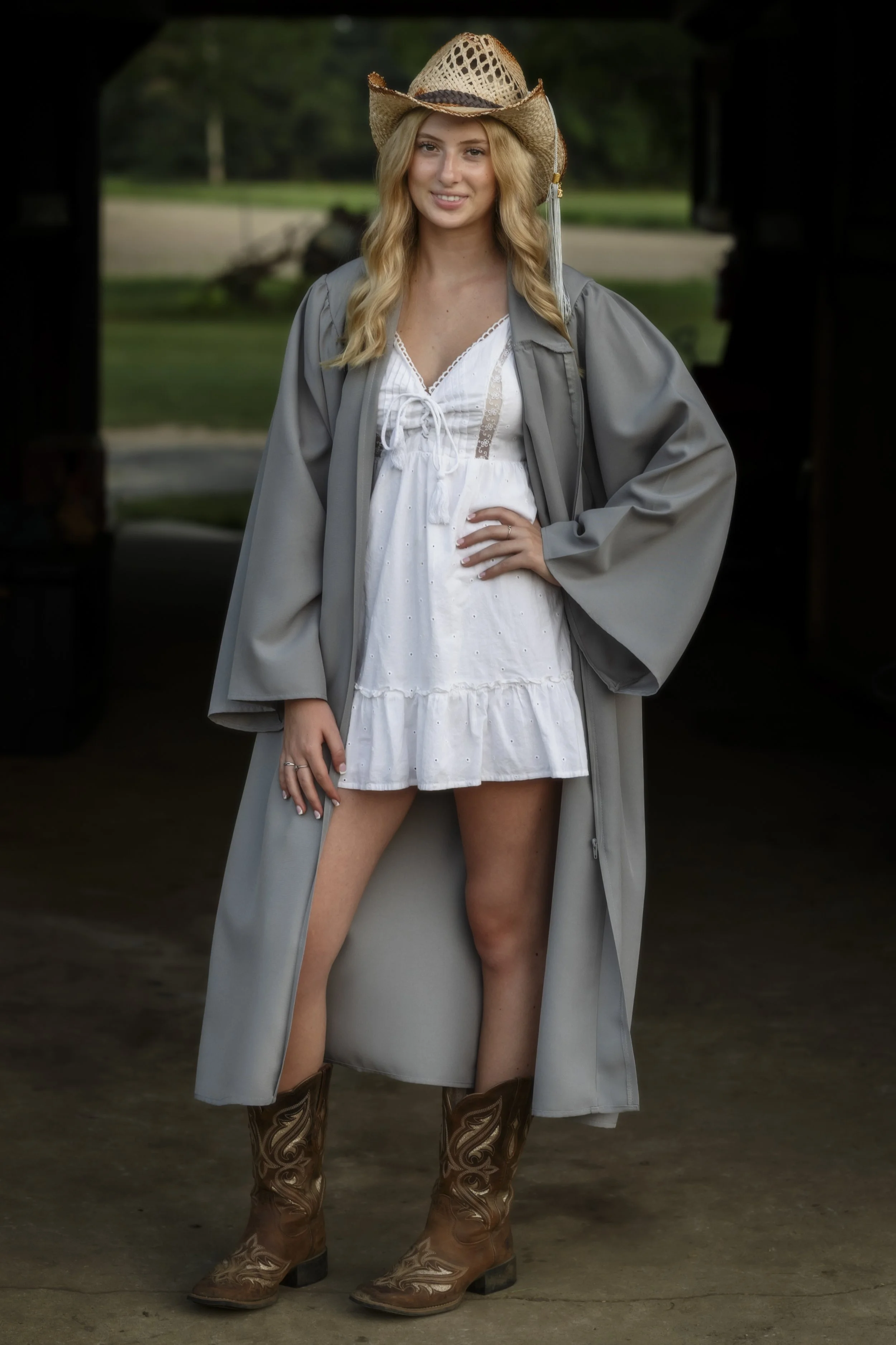 SENIOR_25_26_AVA070419-Edit-Edit-88.JPG