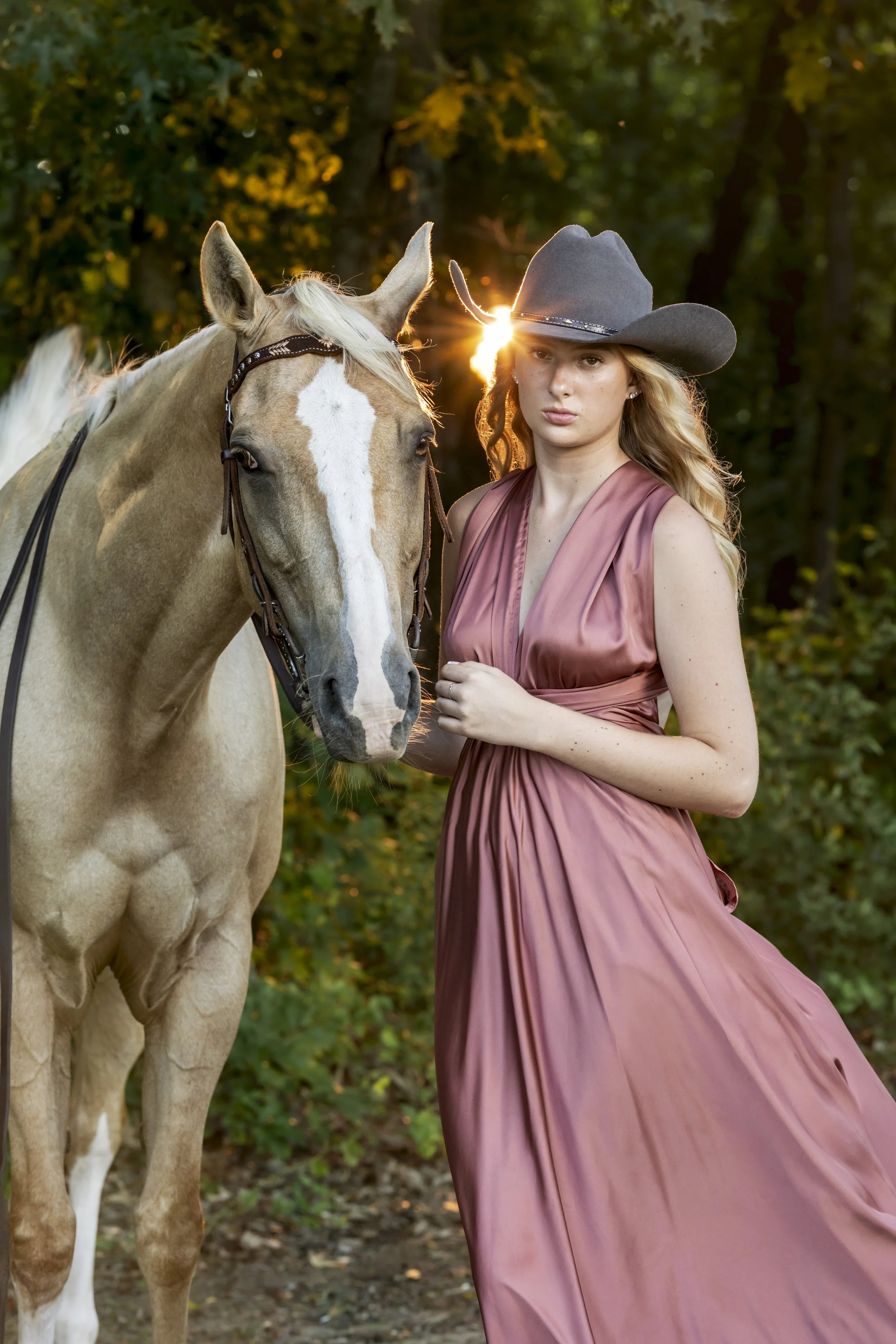 SENIOR_25_26_AVA070108-Edit-21.JPG