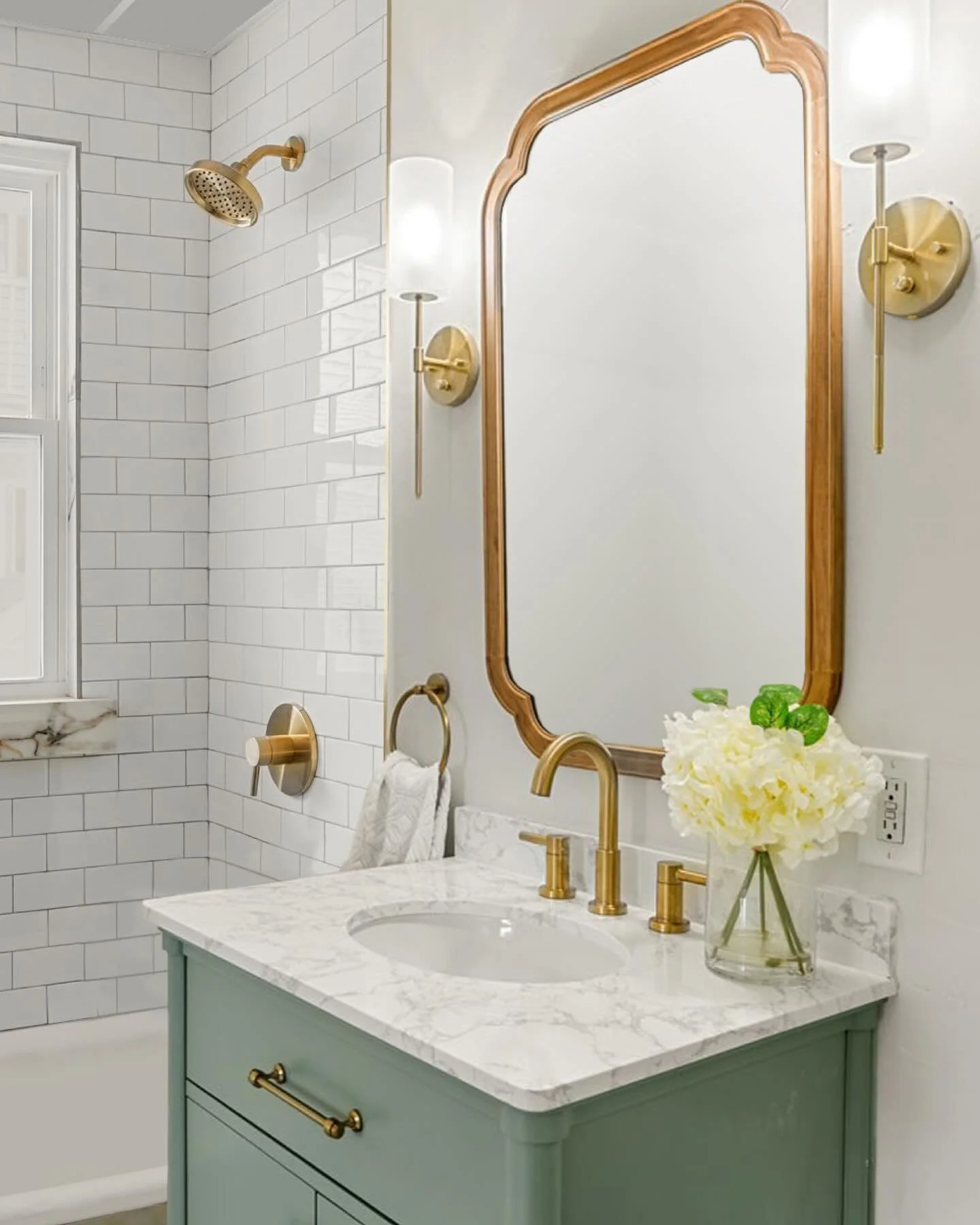 #AD we&rsquo;re excited to share the finished renovations of the two bathroom designs #dwelloctoberstudio created featuring brand new @loweshomeimprovement products! both bathrooms utilize the same tile for both the walls and floors, yet have complet
