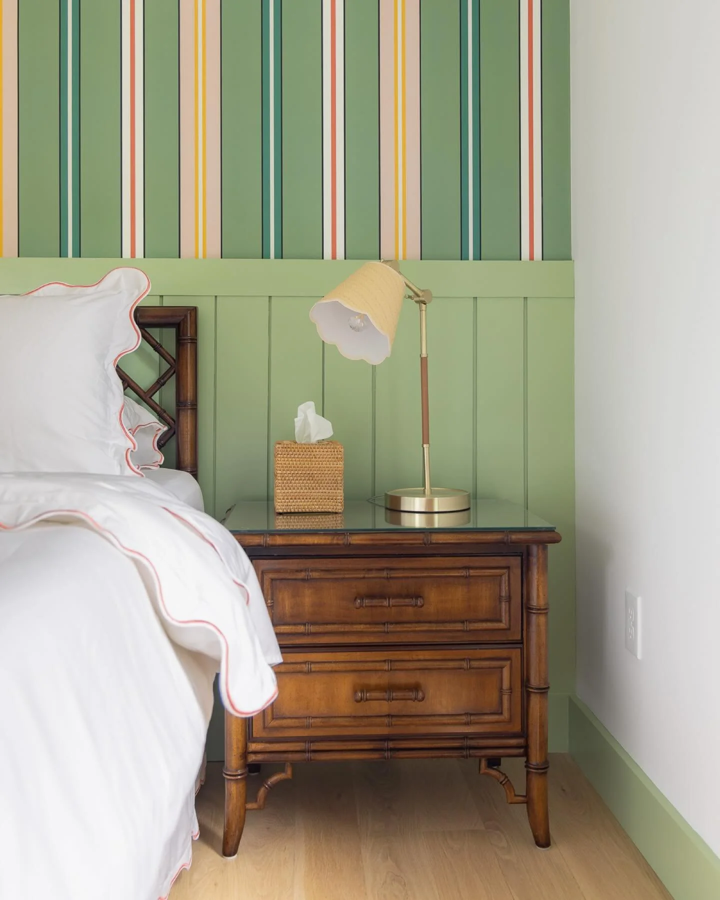 when designing the bedrooms at the #preppyhollowhouse, we wanted to give each room its own distinct personality, all while maintaining a cohesive look throughout the house. we chose to use the same green trim paint in each bedroom, but selected diffe