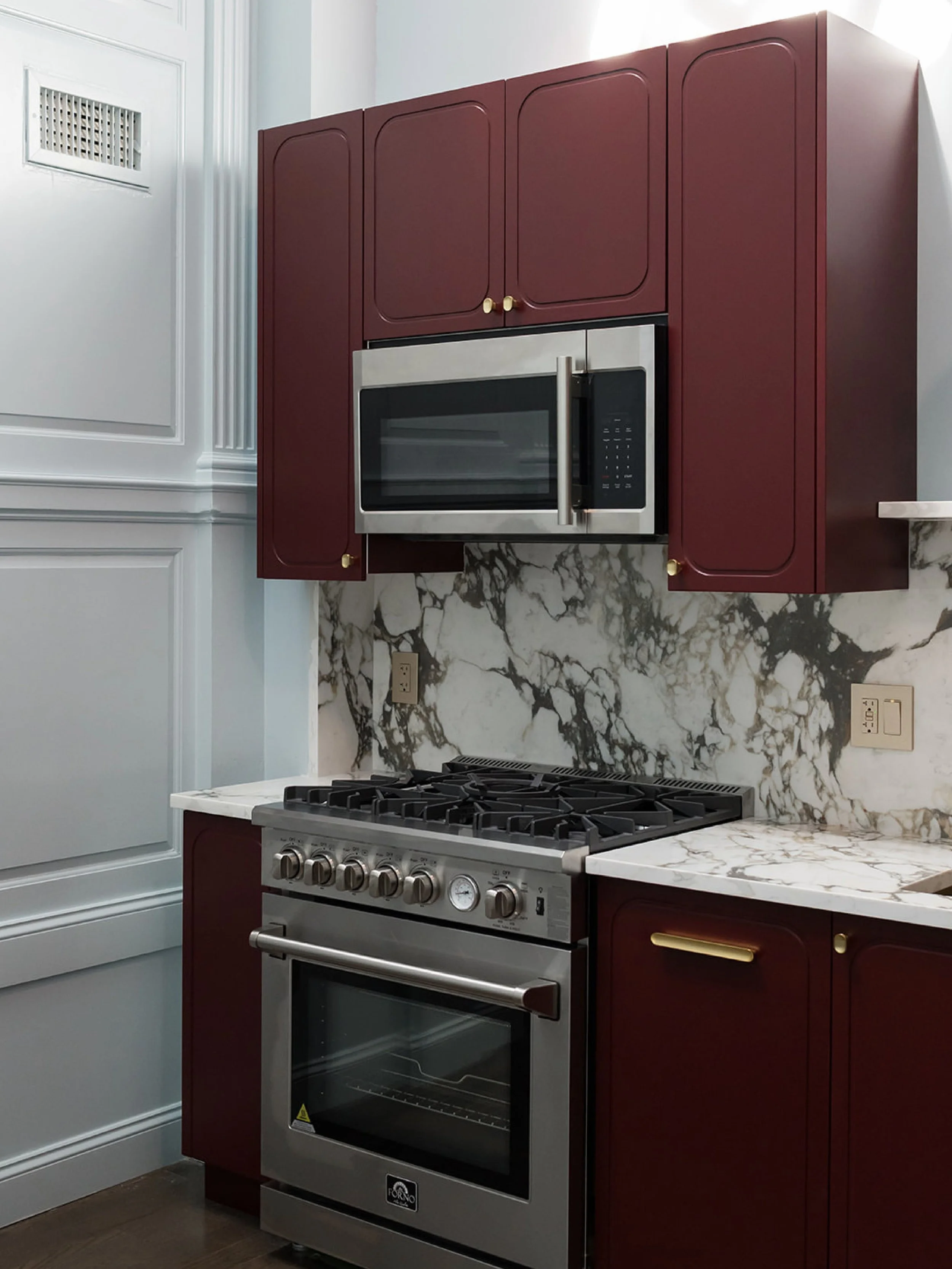 it&rsquo;s time for a kitchen close up at this #dwelloctoberstudio project! the kitchen footprint was limited, so we kept the same cabinet layout, but updated it with new @ikea boxes combined with beautiful curved cabinet fronts from @fronteriors. to