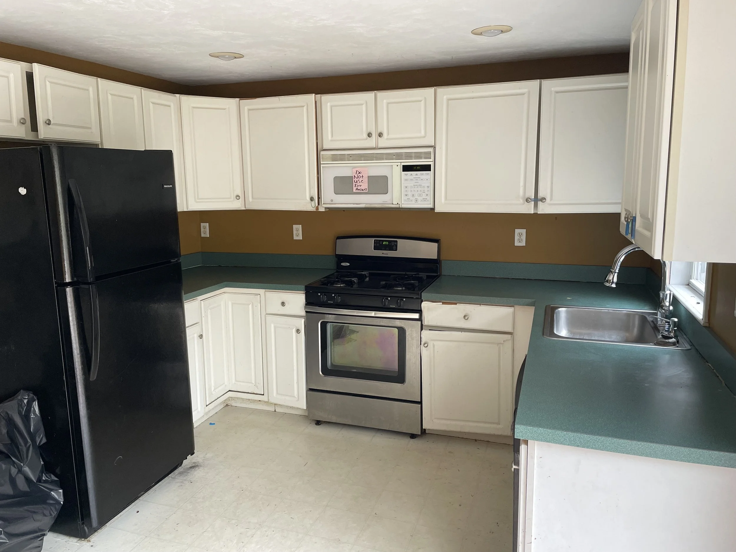 Preppy Hollow House Kitchen Before.jpg