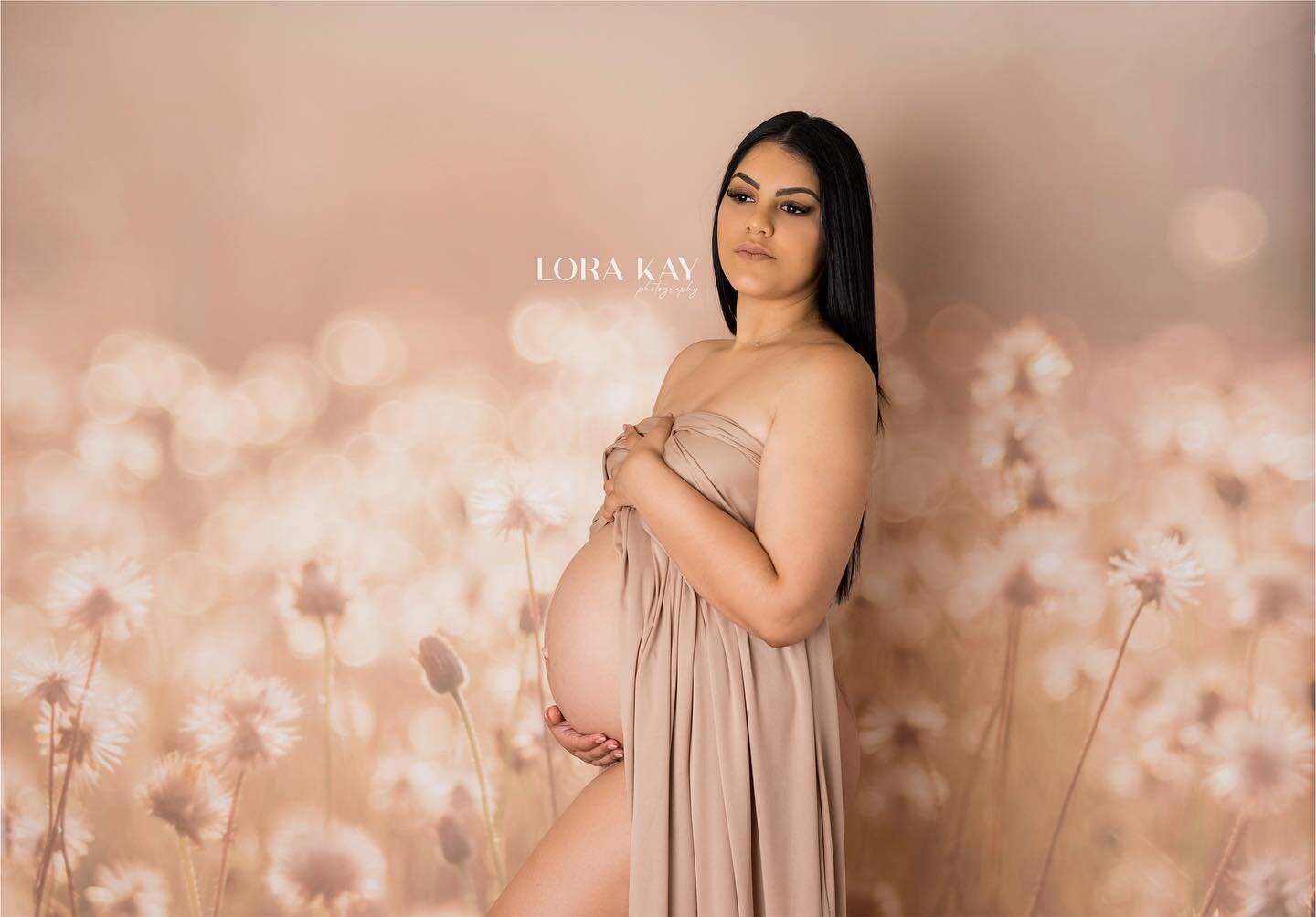 Motherhood ✨✨😍
#maternityphotography #maternityphotographer #njphotographer #flphotographer #lorakayphotography #allrightsreserved&copy; #explorepage #explore #maternityshoot #simplicity #beauty #pregnantandperfect #pregnancy